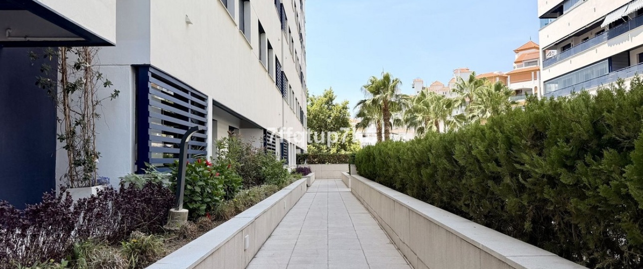 Rynek wtórny - apartment - Estepona - Estepona Centro