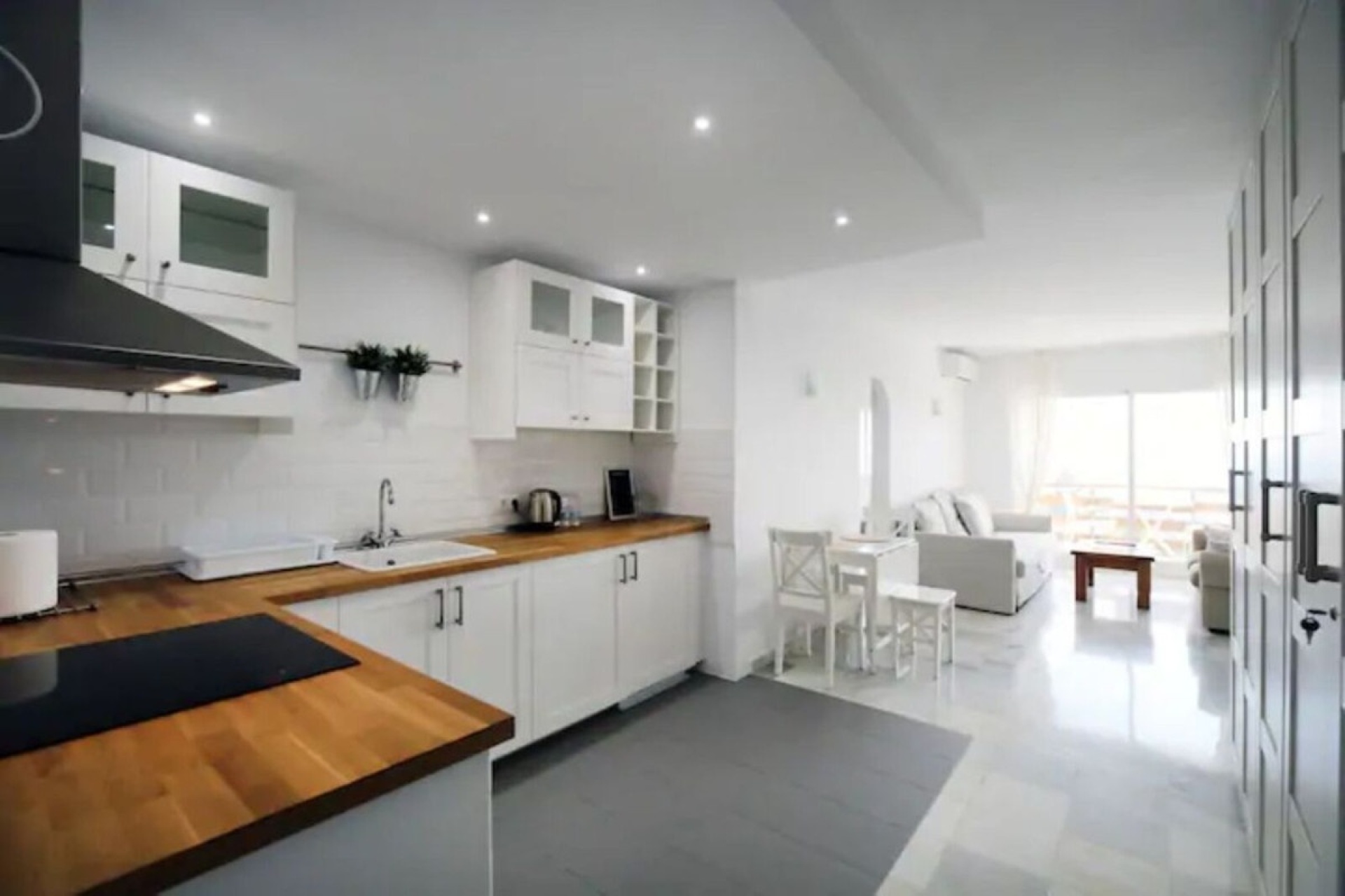 Rynek wtórny - apartment - Estepona - Estepona Centro