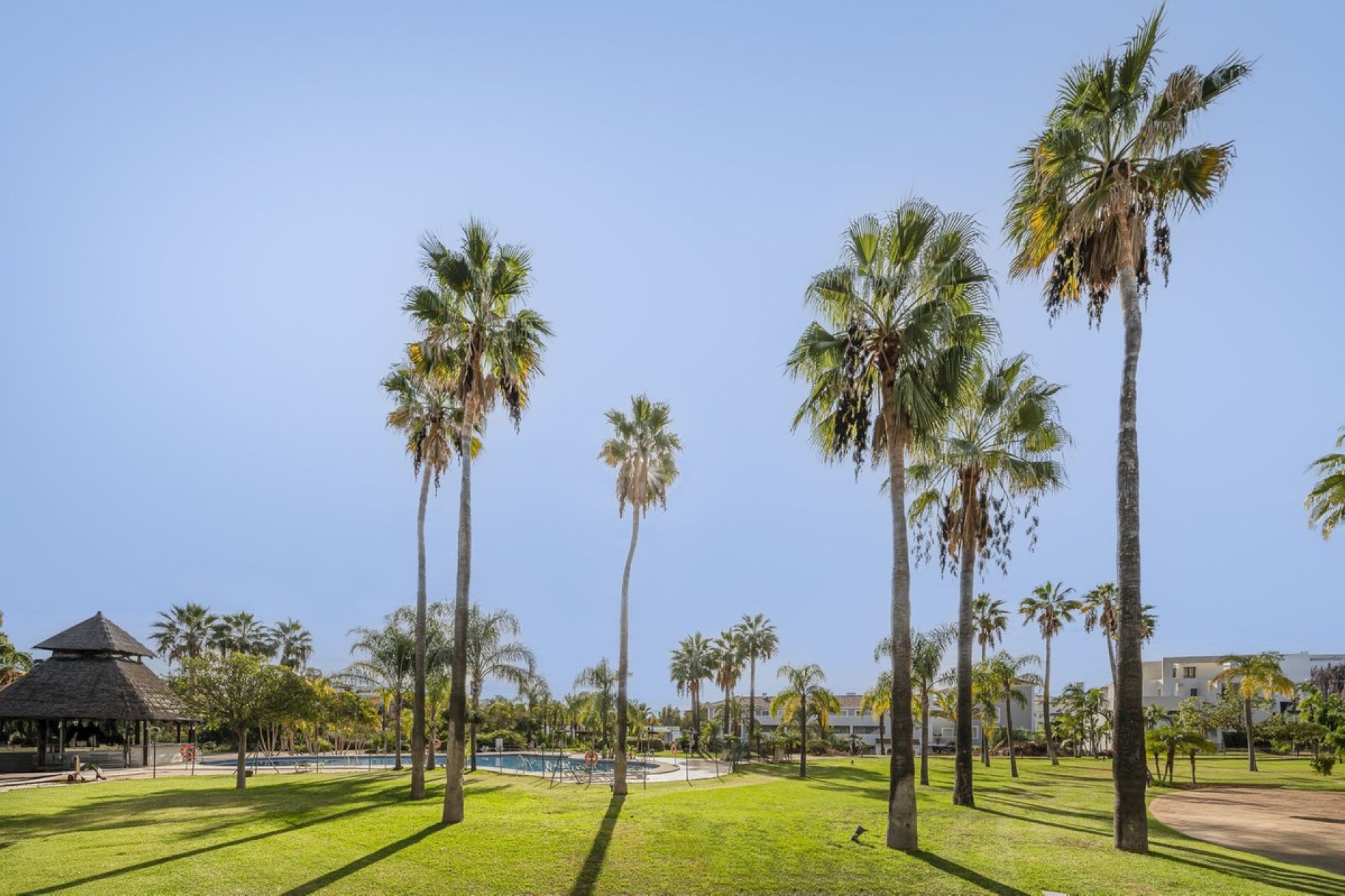 Rynek wtórny - apartment - Estepona - Estepona Centro