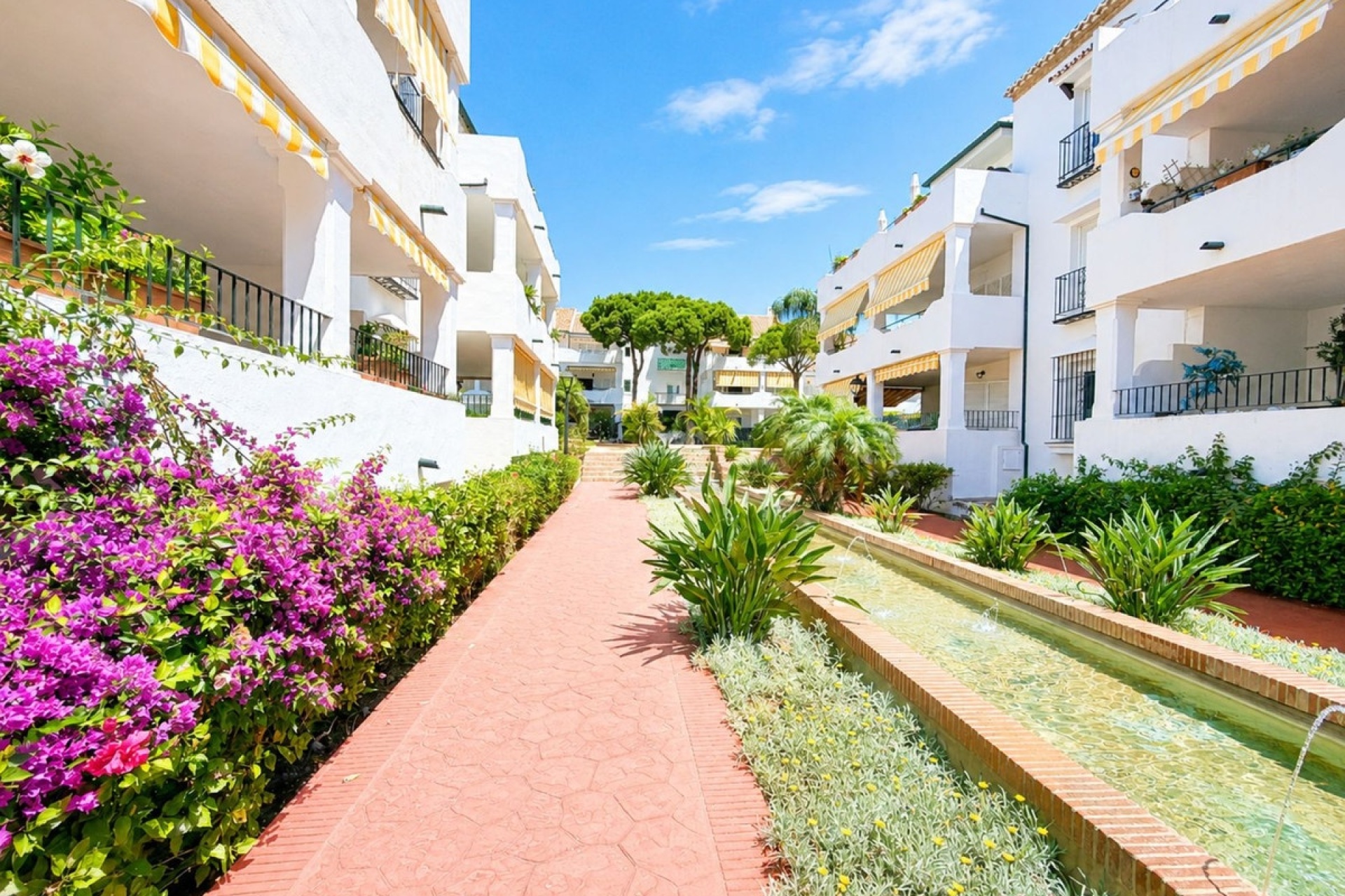 Rynek wtórny - apartment - Estepona - Estepona Centro