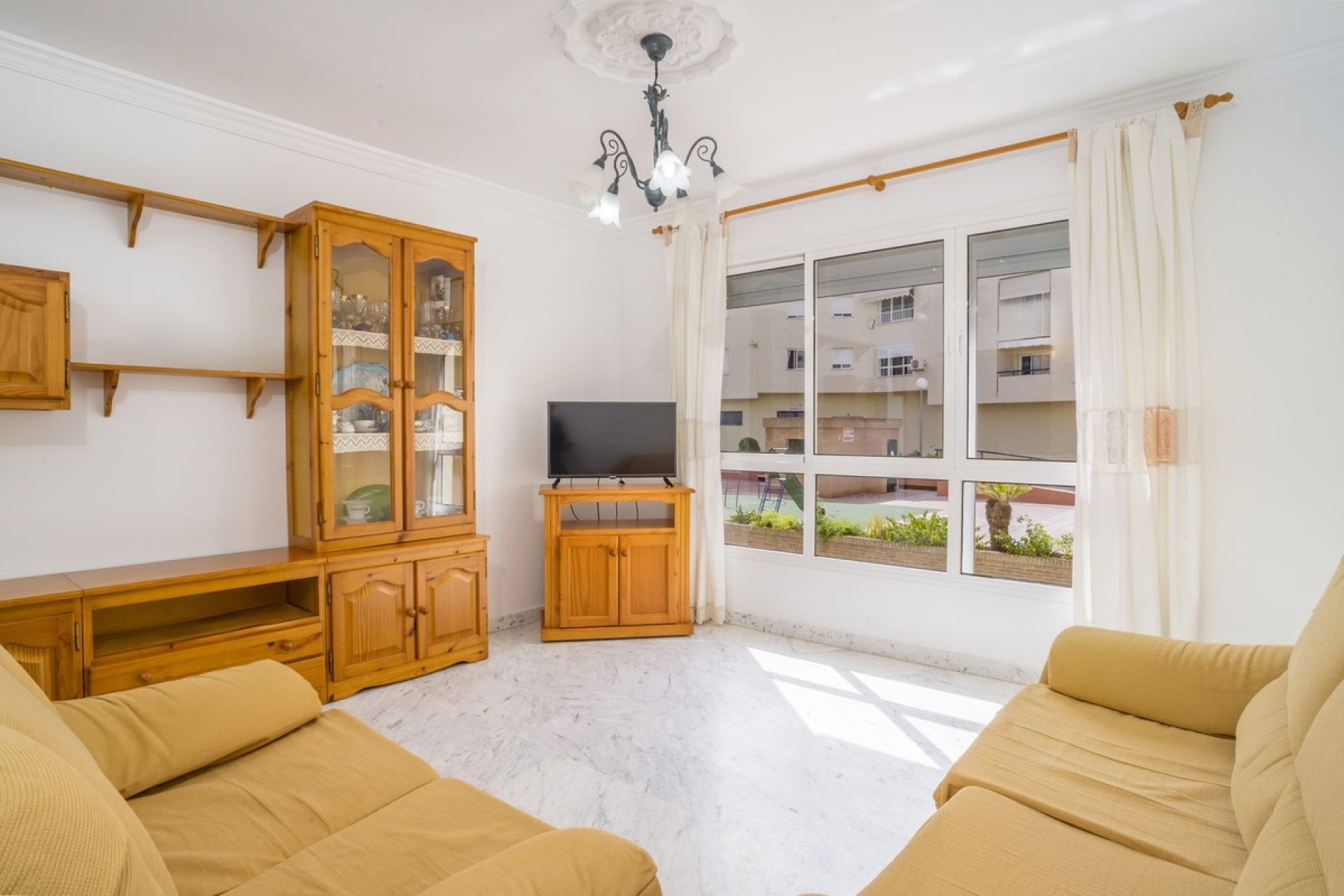 Rynek wtórny - apartment - Estepona - Estepona Centro