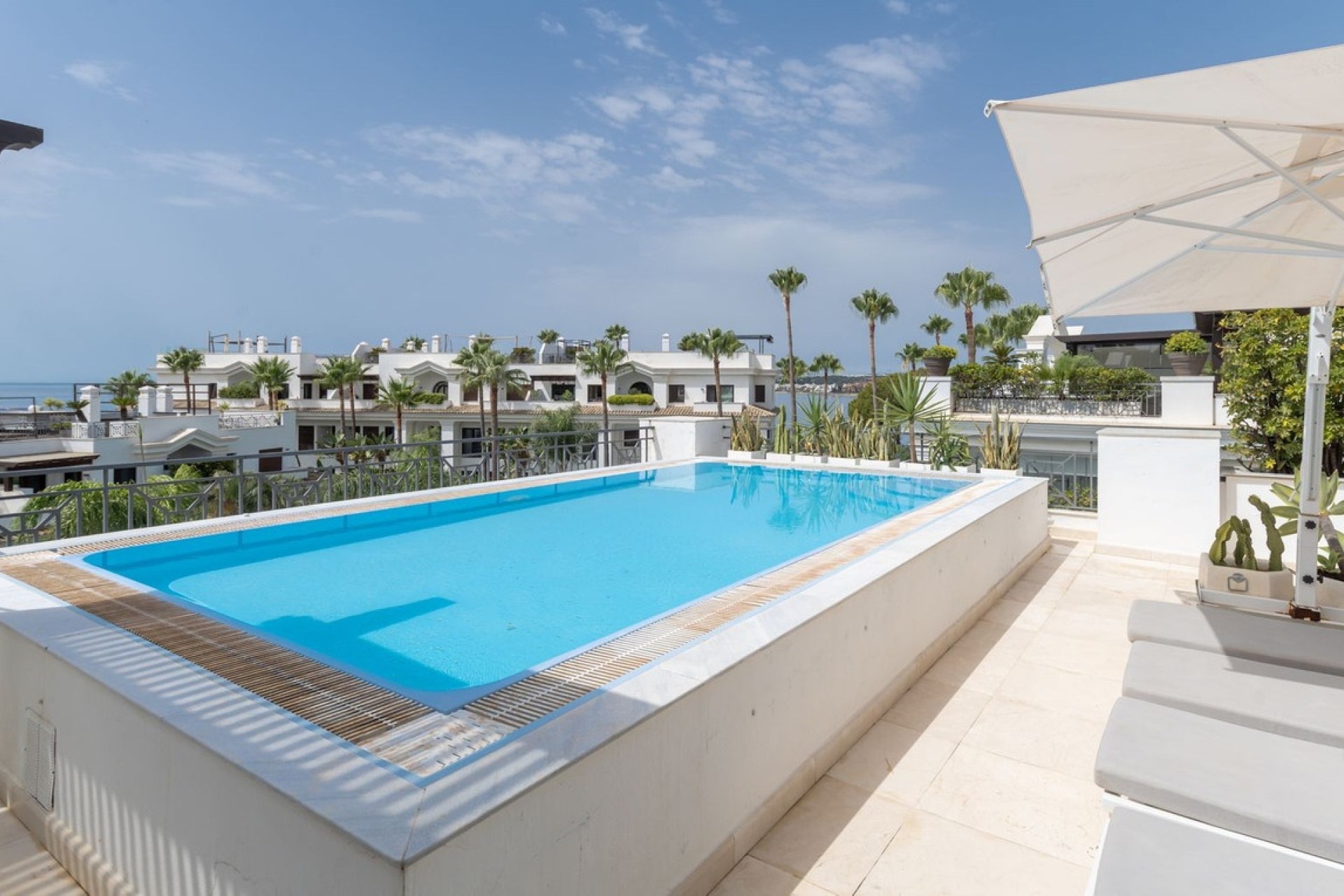Rynek wtórny - apartment - Estepona - Estepona Centro