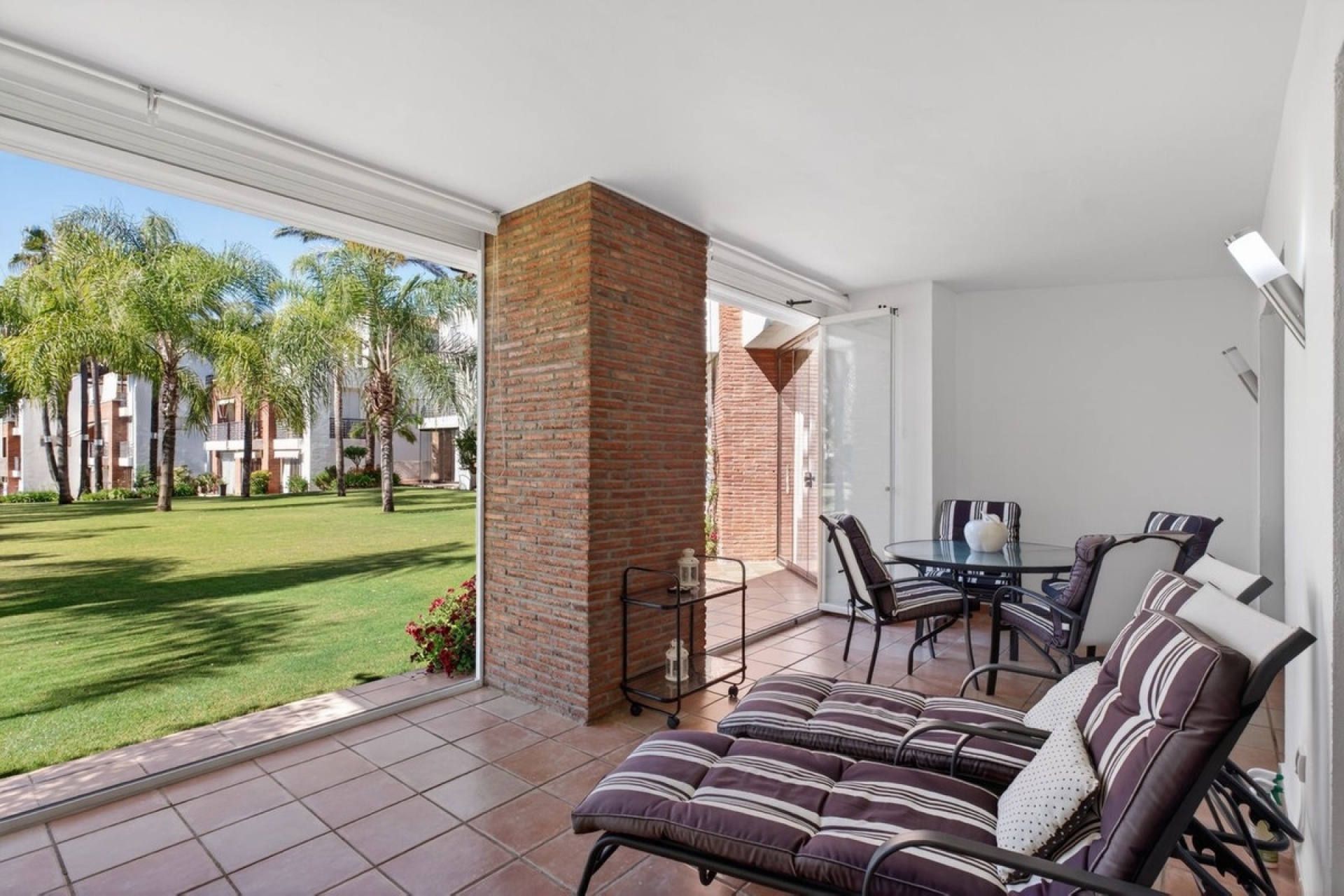 Rynek wtórny - apartment - Estepona - Estepona Centro