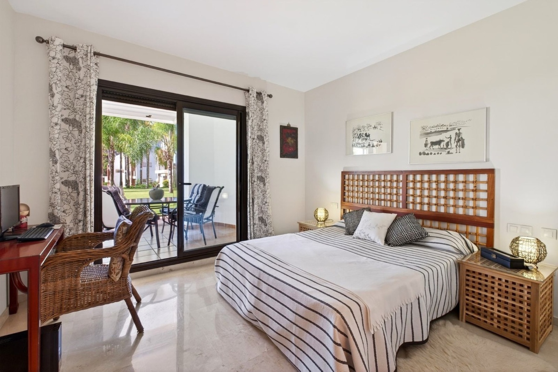 Rynek wtórny - apartment - Estepona - Estepona Centro