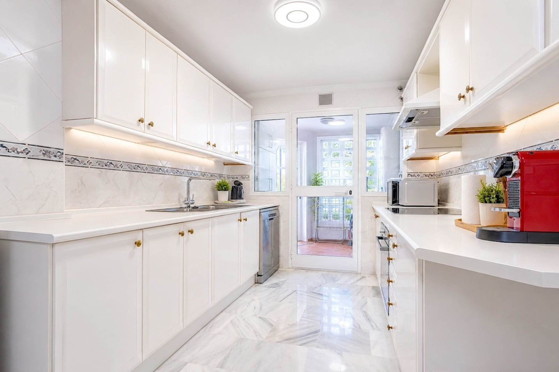 Rynek wtórny - apartment - Estepona - Estepona Centro