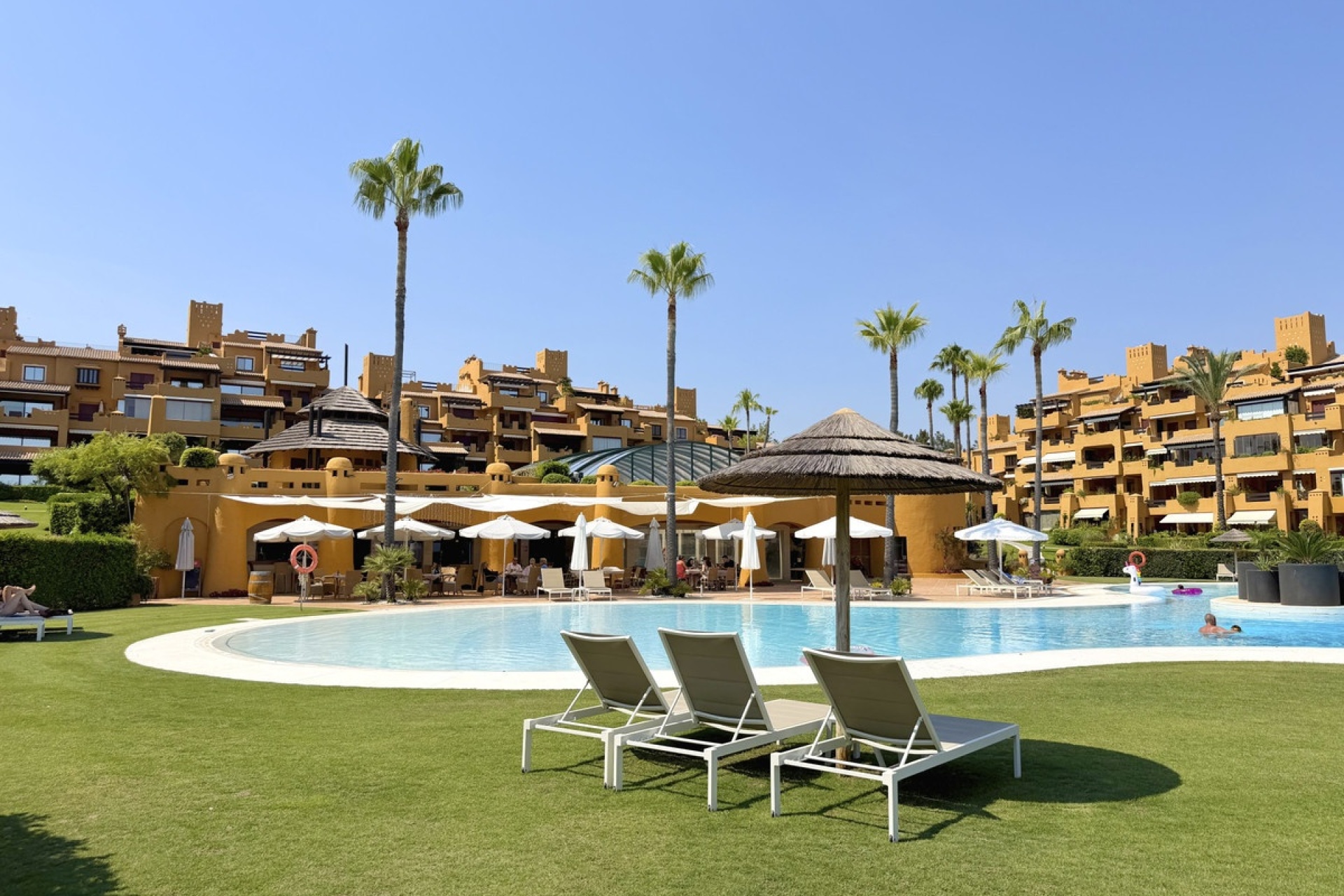 Rynek wtórny - apartment - Estepona - Estepona Centro