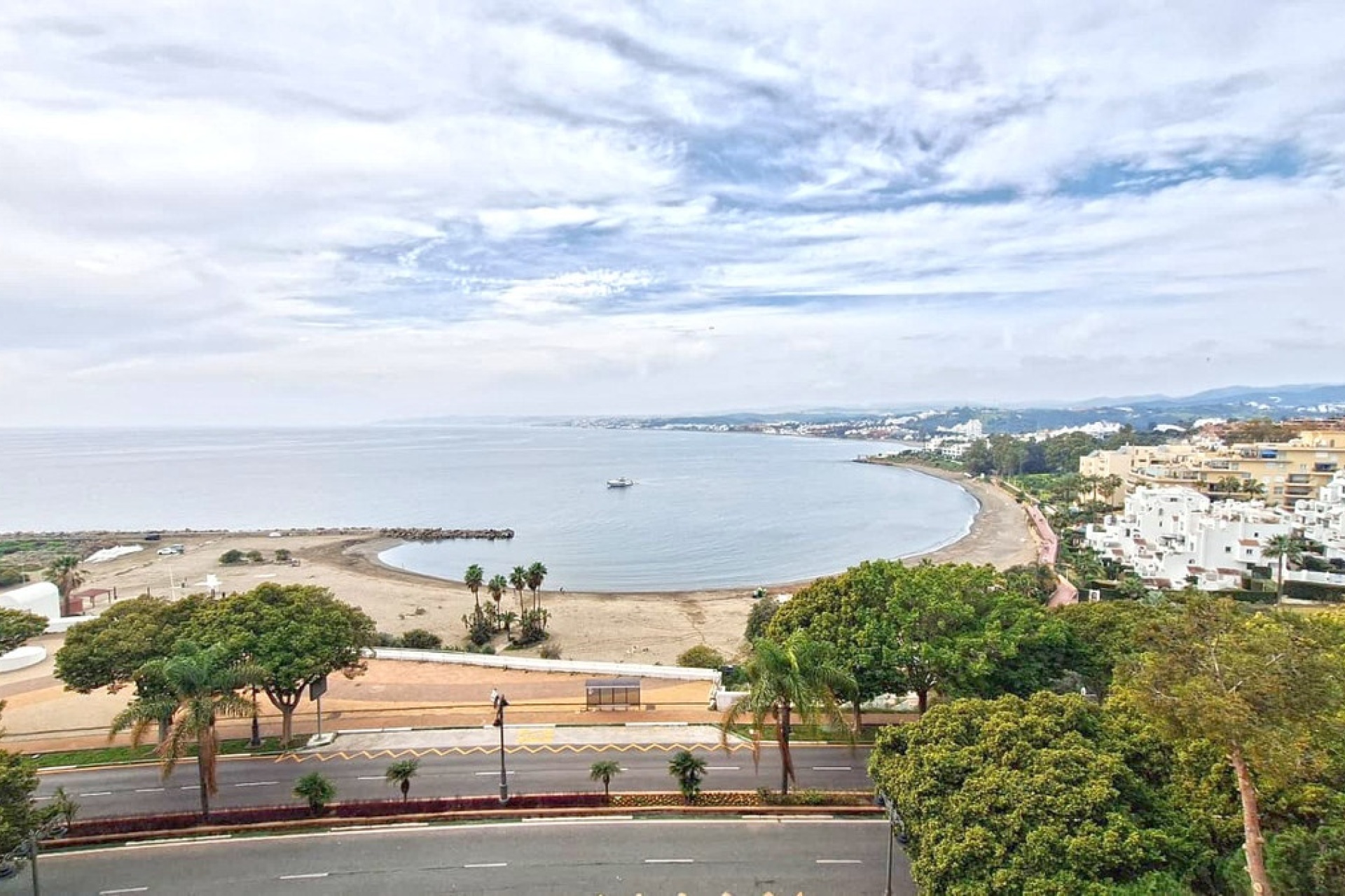 Rynek wtórny - apartment - Estepona - Estepona Centro