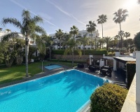 Rynek wtórny - apartment - Estepona - Estepona Centro