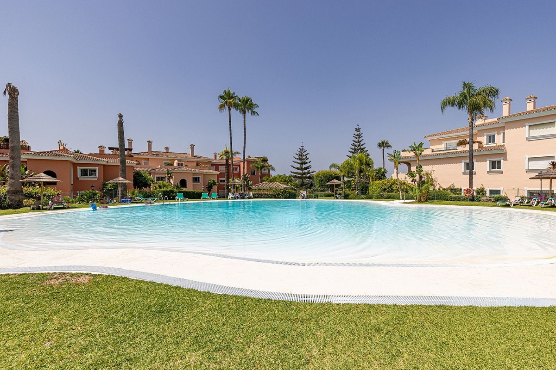 Rynek wtórny - apartment - Estepona - Estepona Centro