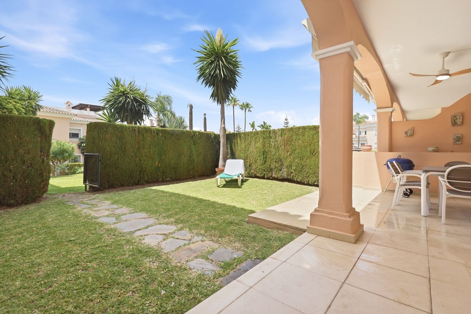 Rynek wtórny - apartment - Estepona - Estepona Centro
