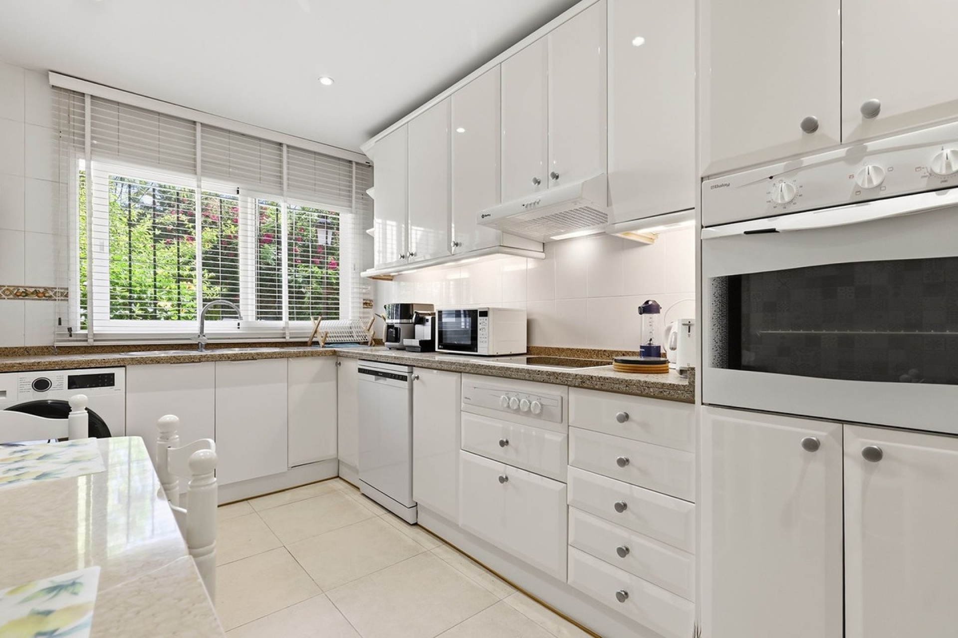 Rynek wtórny - apartment - Estepona - Estepona Centro