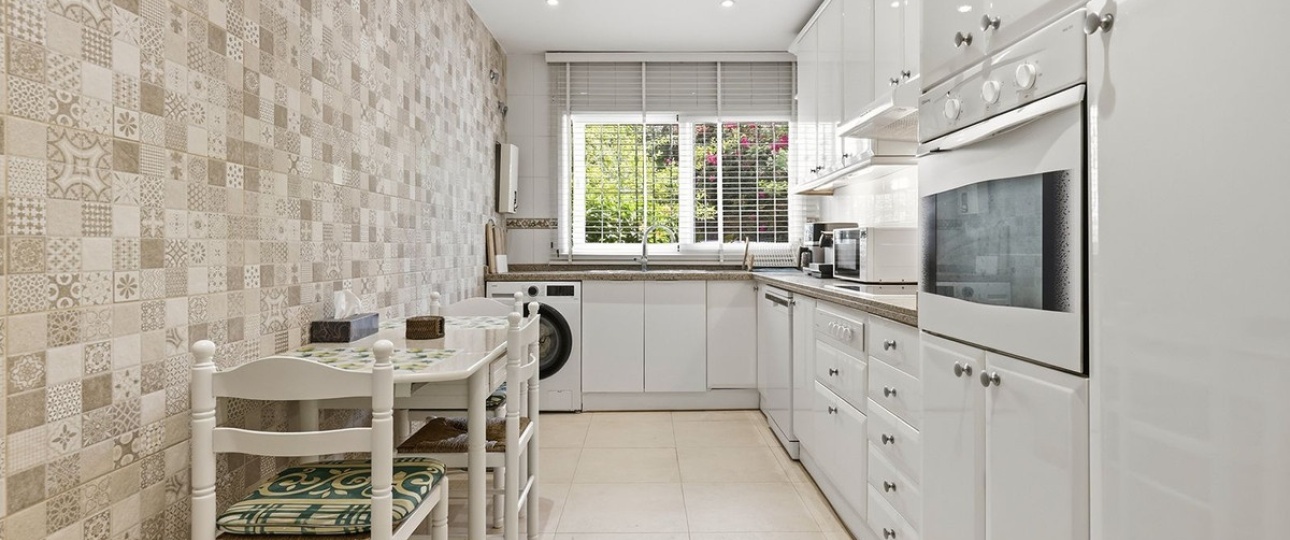 Rynek wtórny - apartment - Estepona - Estepona Centro