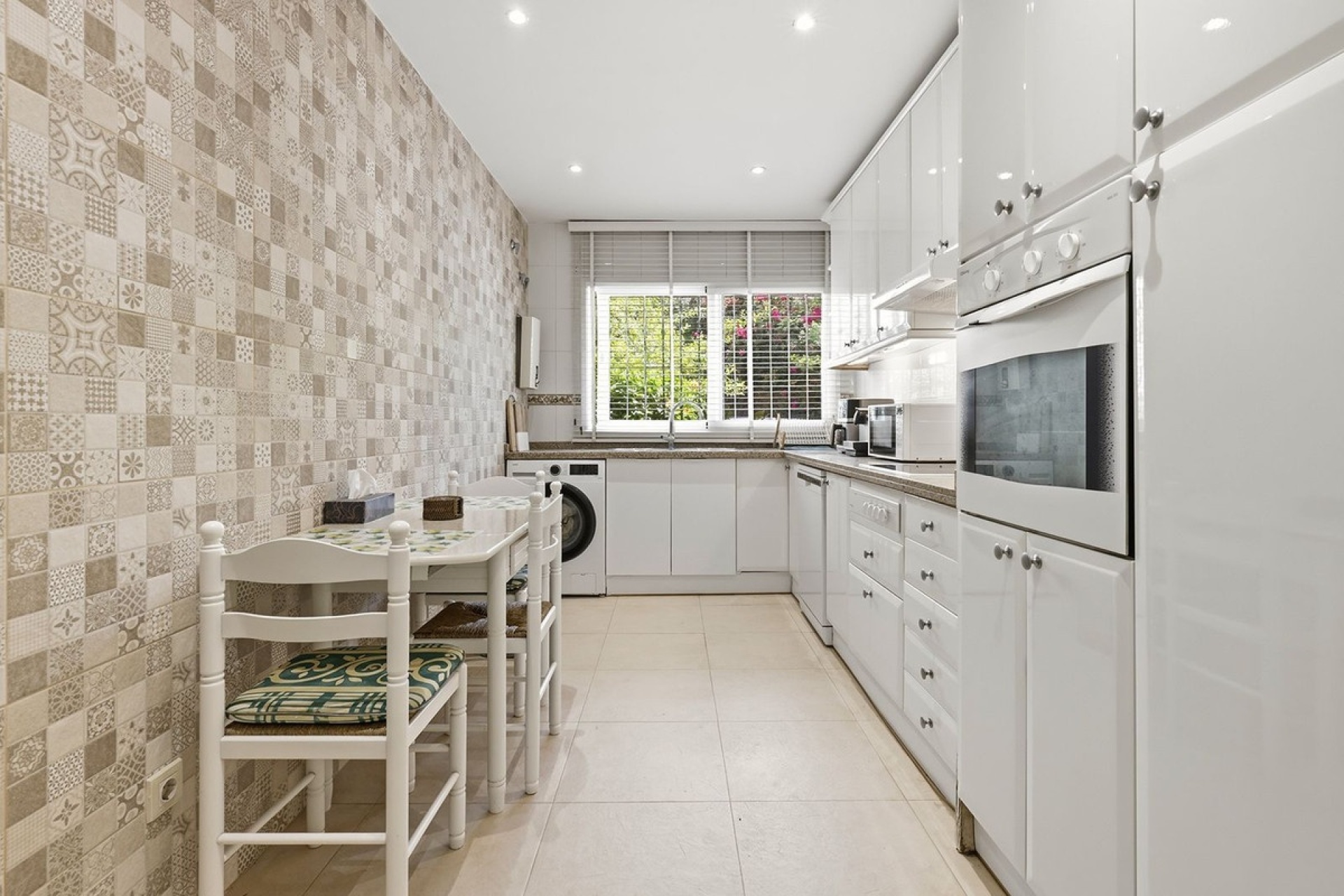 Rynek wtórny - apartment - Estepona - Estepona Centro