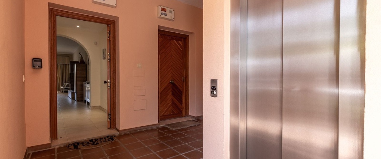 Rynek wtórny - apartment - Estepona - Estepona Centro