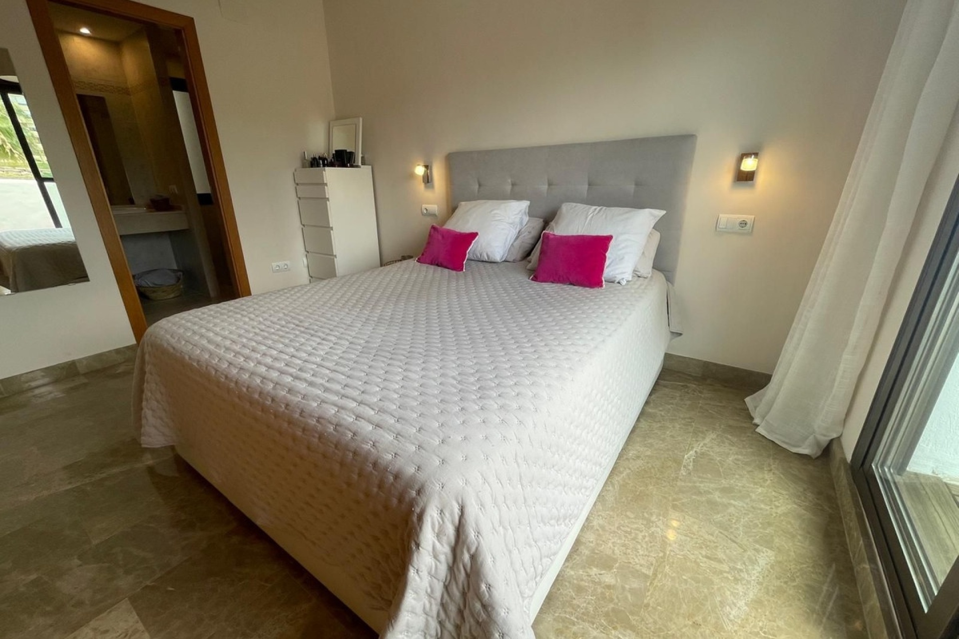 Rynek wtórny - apartment - Estepona - Estepona Centro
