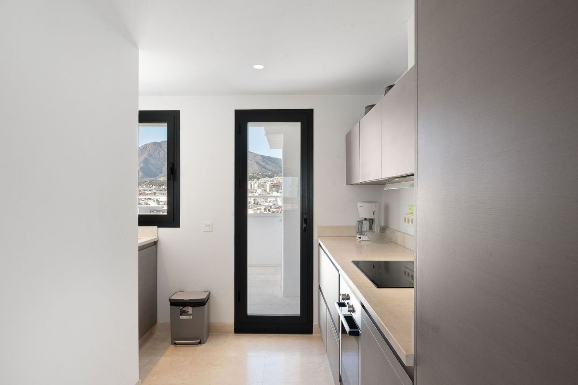 Rynek wtórny - apartment - Estepona - Estepona Centro