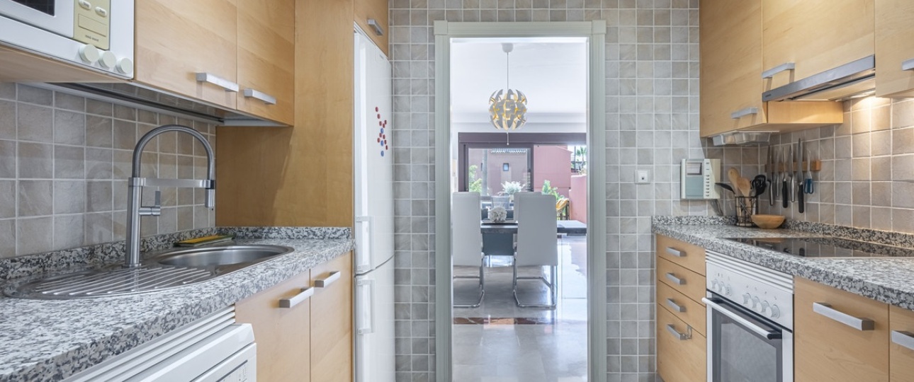 Rynek wtórny - apartment - Estepona - Estepona Centro