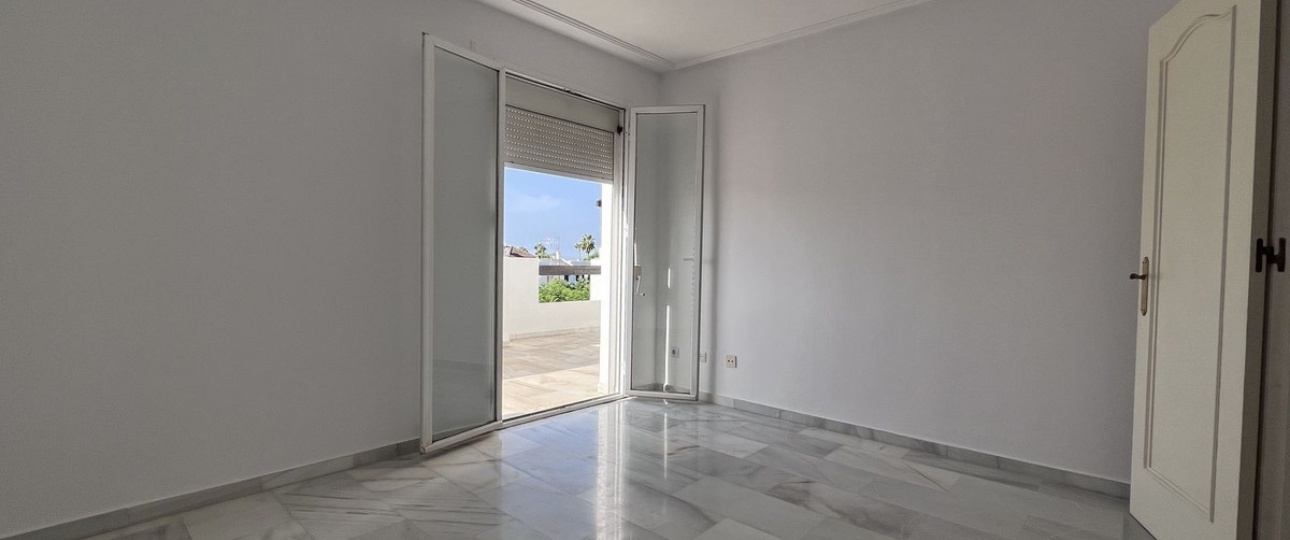 Rynek wtórny - apartment - Estepona - Estepona Centro