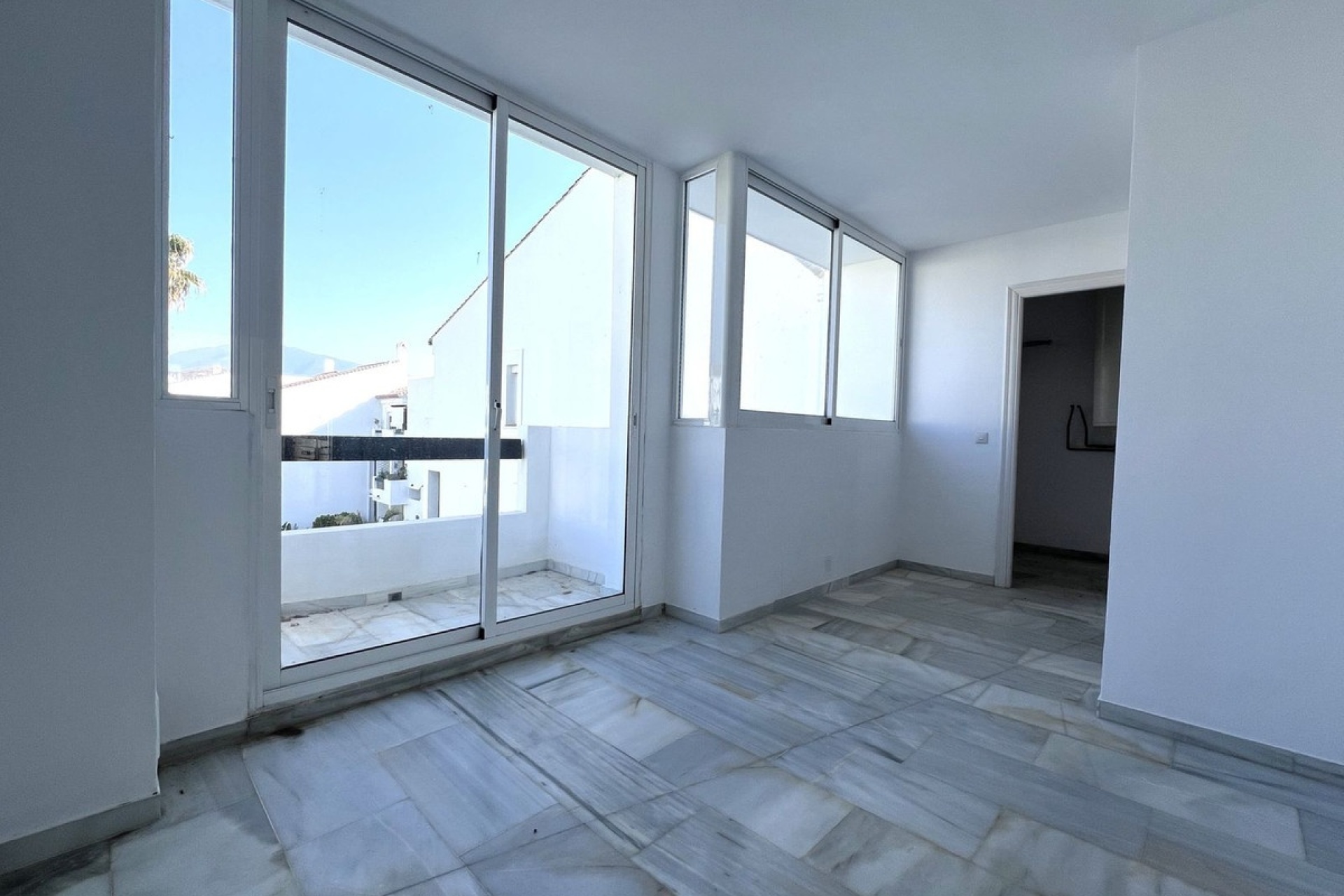Rynek wtórny - apartment - Estepona - Estepona Centro