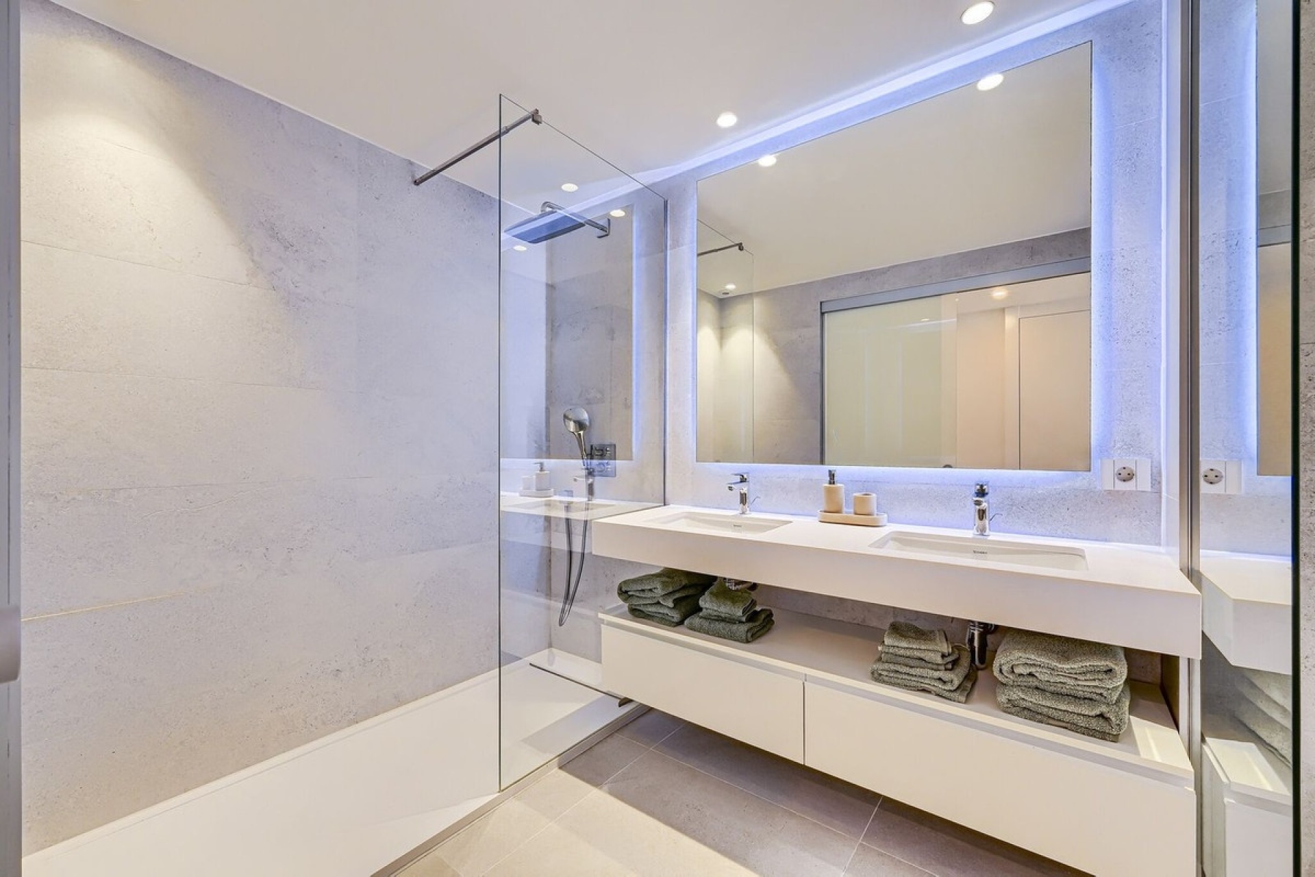 Rynek wtórny - apartment - Estepona - Estepona Centro