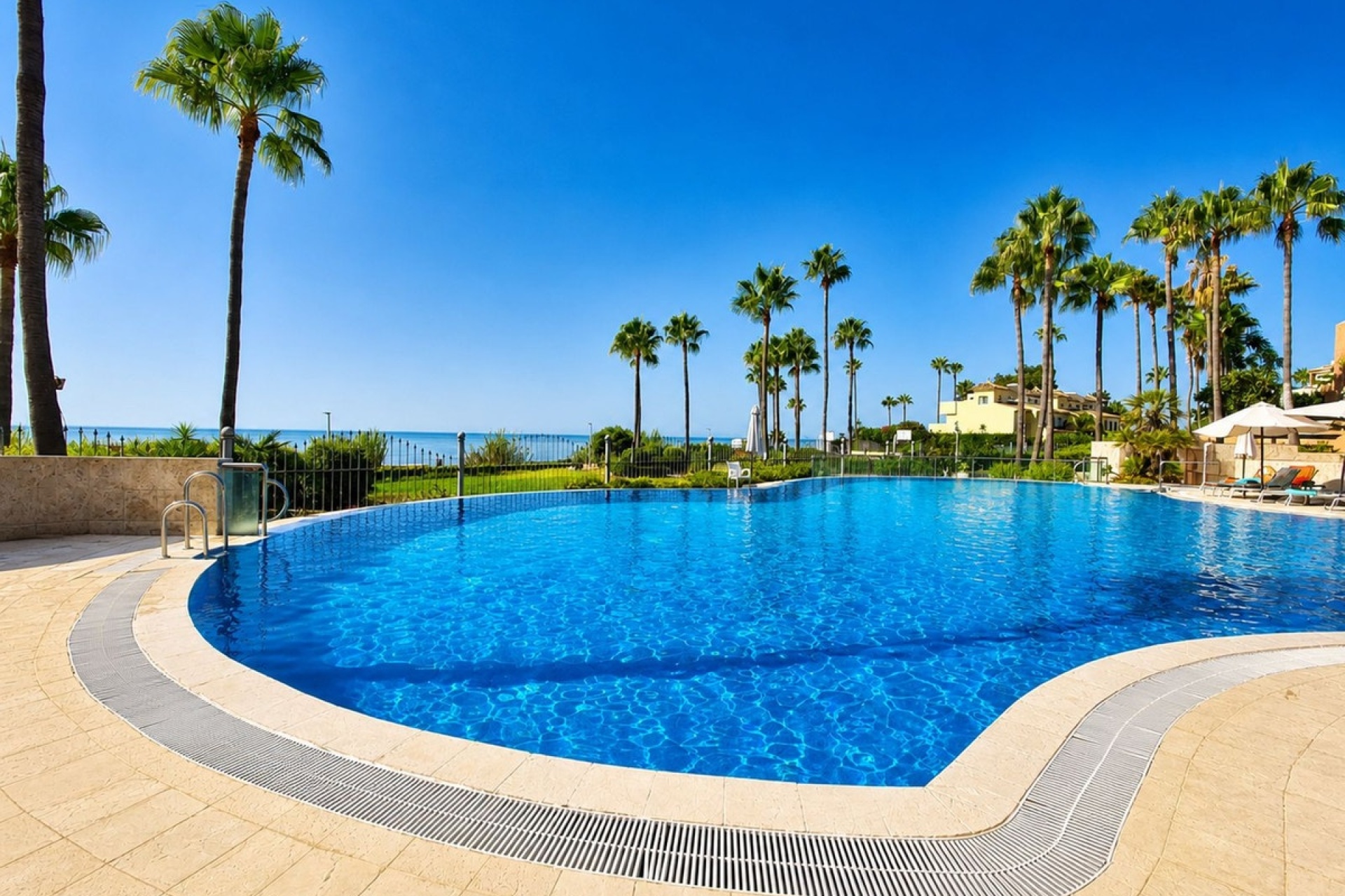 Rynek wtórny - apartment - Estepona - Estepona Centro