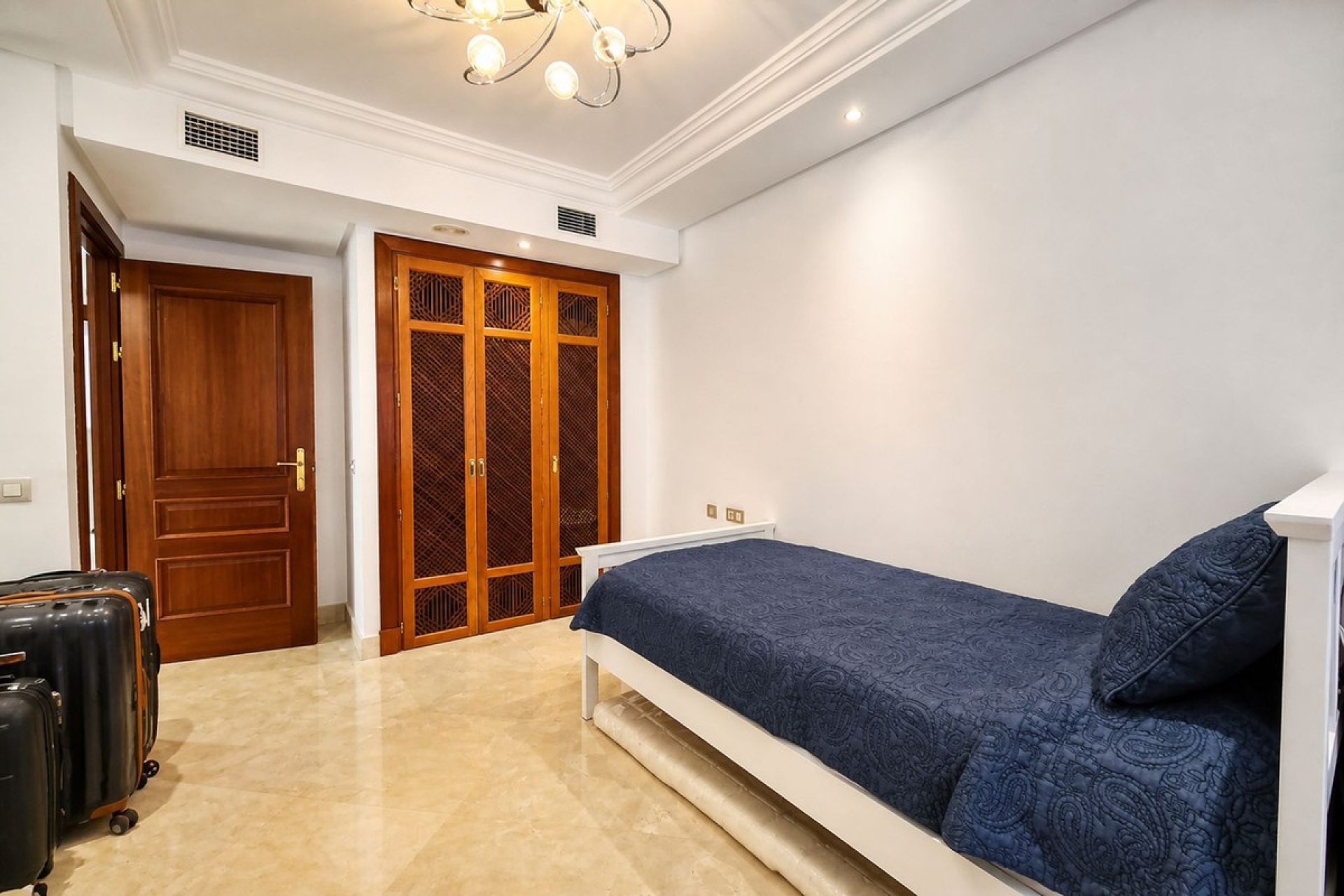 Rynek wtórny - apartment - Estepona - Estepona Centro