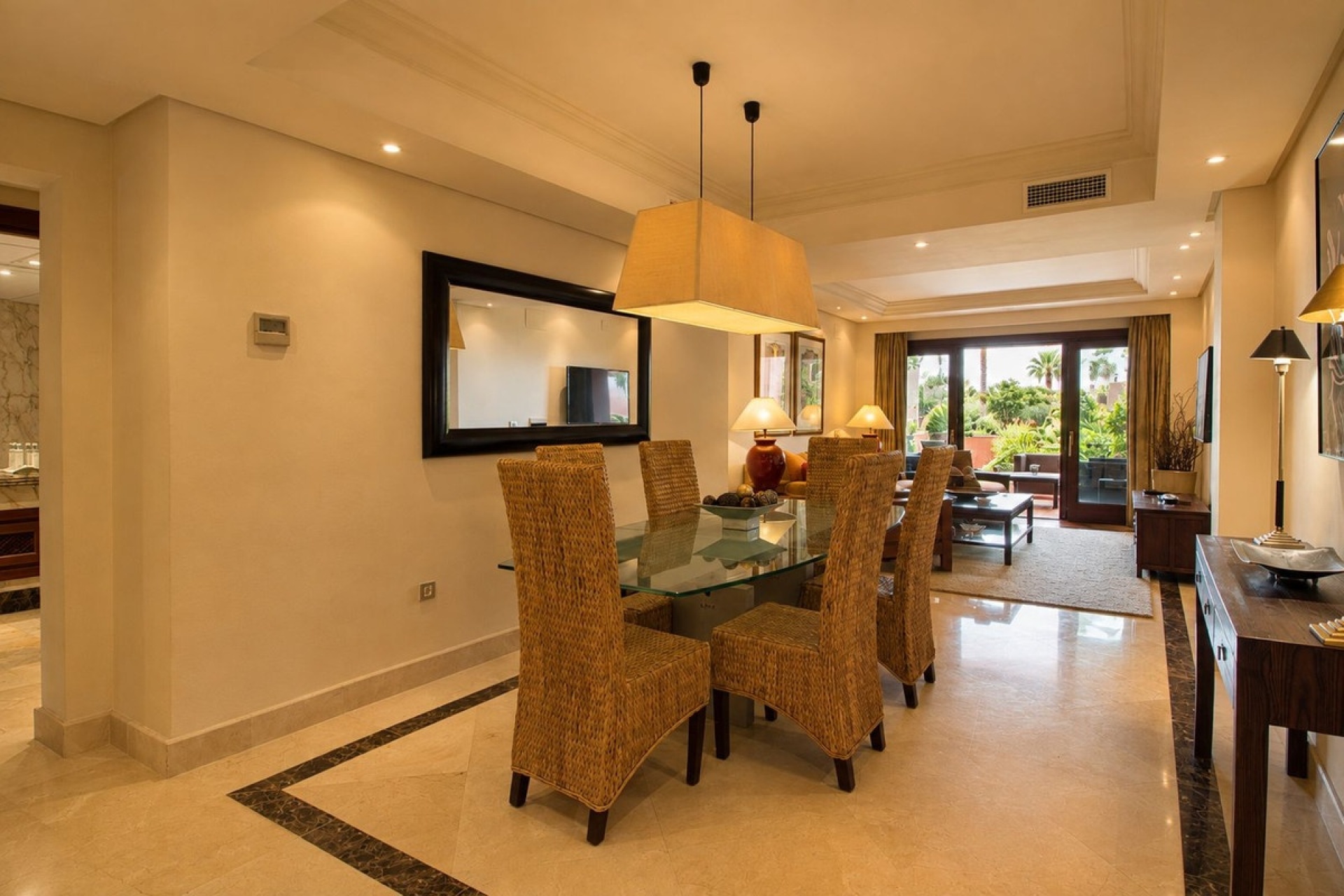 Rynek wtórny - apartment - Estepona - Estepona Centro