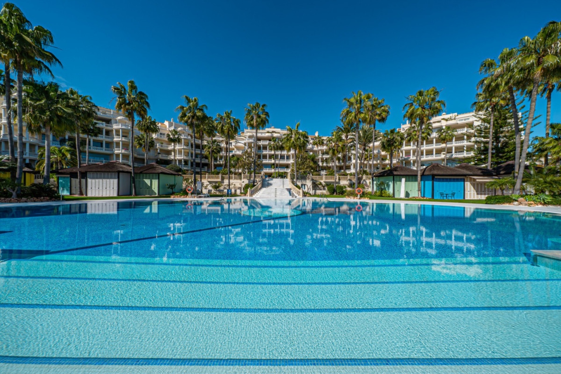 Rynek wtórny - apartment - Estepona - Estepona Centro