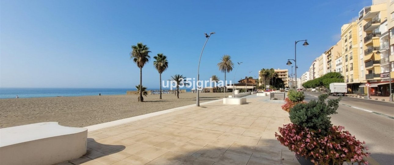 Rynek wtórny - apartment - Estepona - Estepona Centro