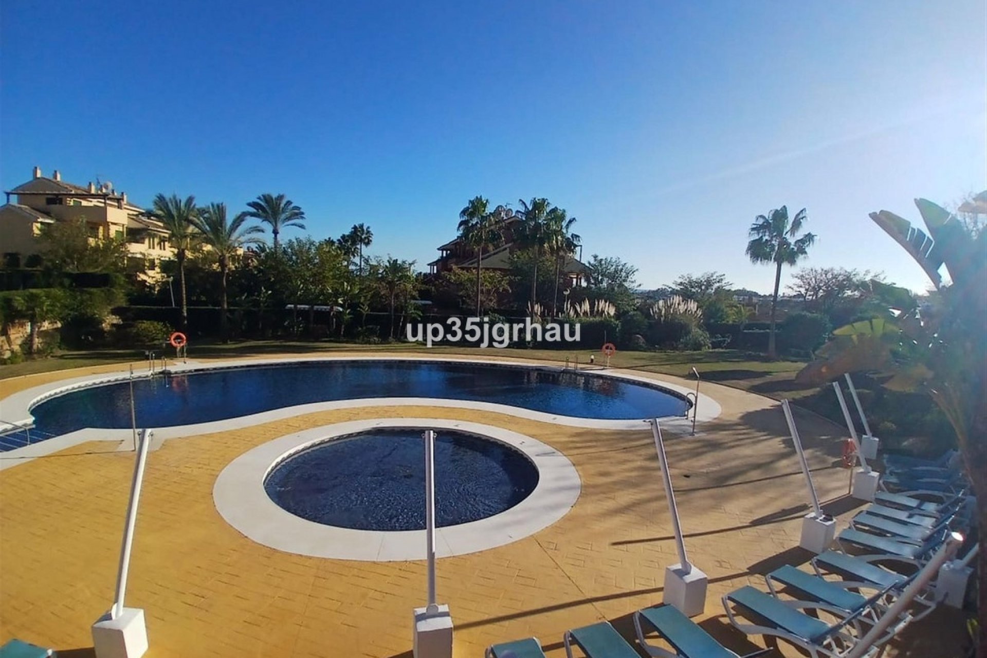 Rynek wtórny - apartment - Estepona - Estepona Centro