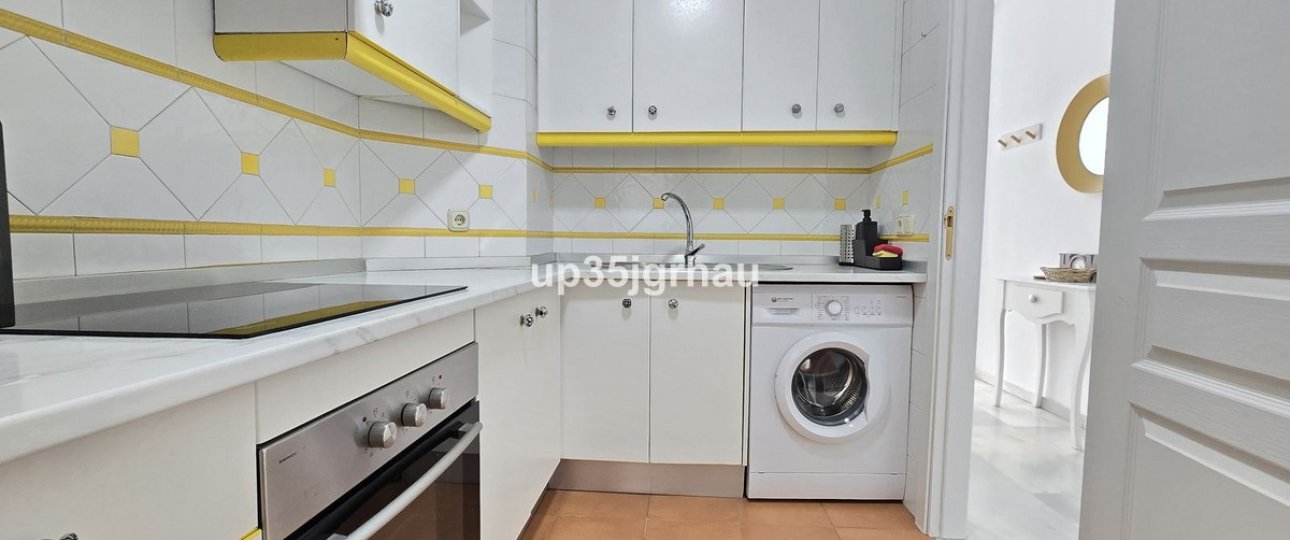 Rynek wtórny - apartment - Estepona - Estepona Centro