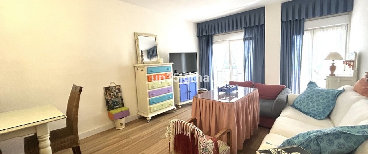 Rynek wtórny - apartment - Estepona - Estepona Centro
