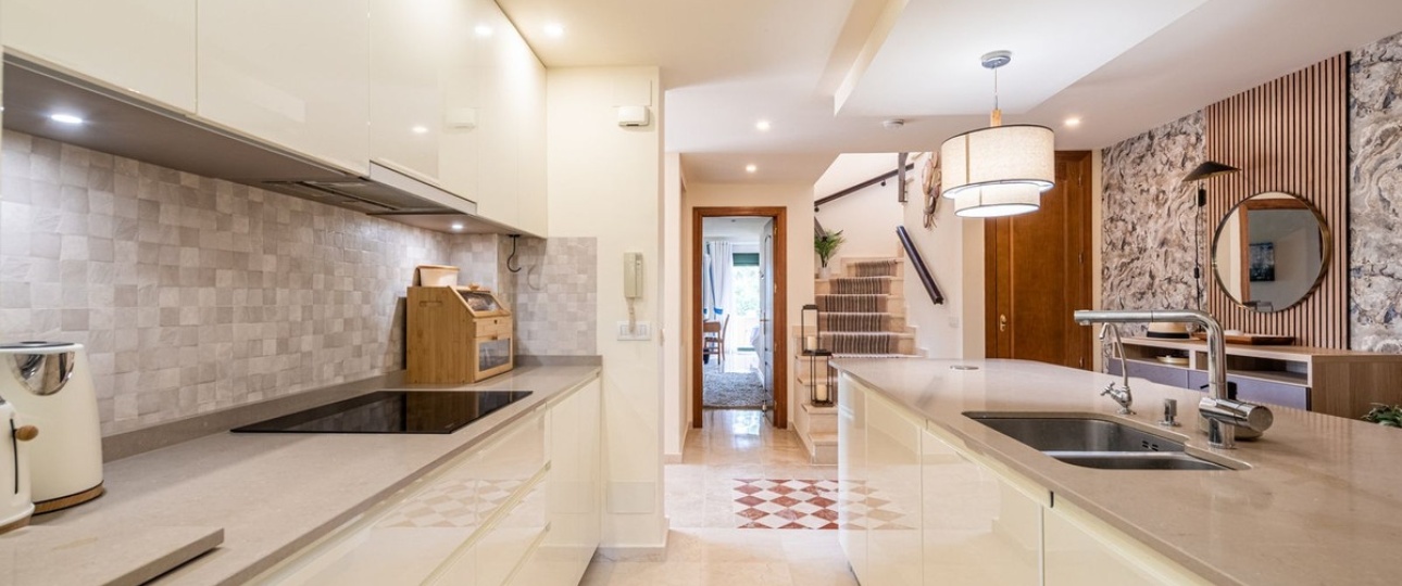Rynek wtórny - apartment - Estepona - Estepona Centro