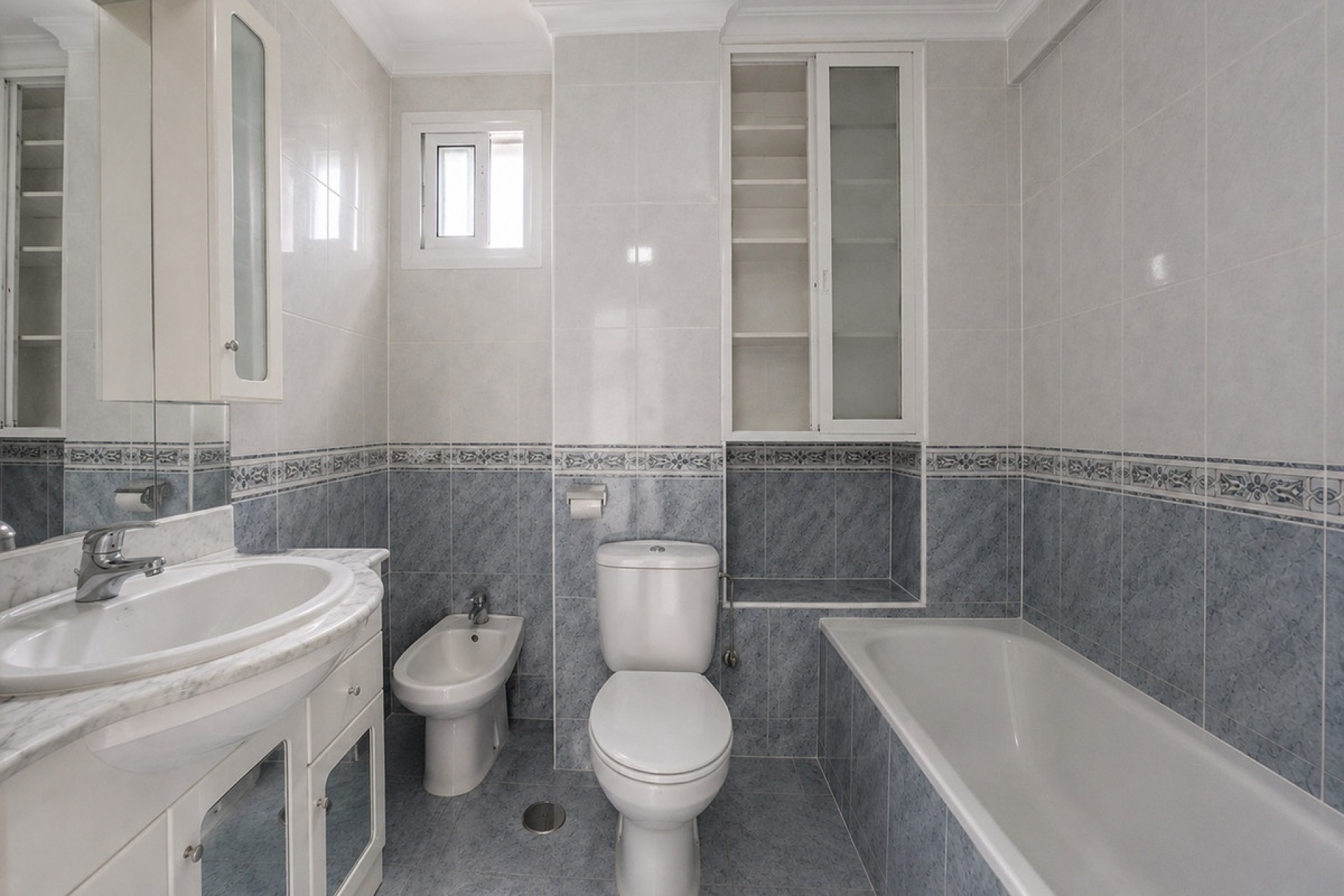 Rynek wtórny - apartment - Estepona - Estepona Centro