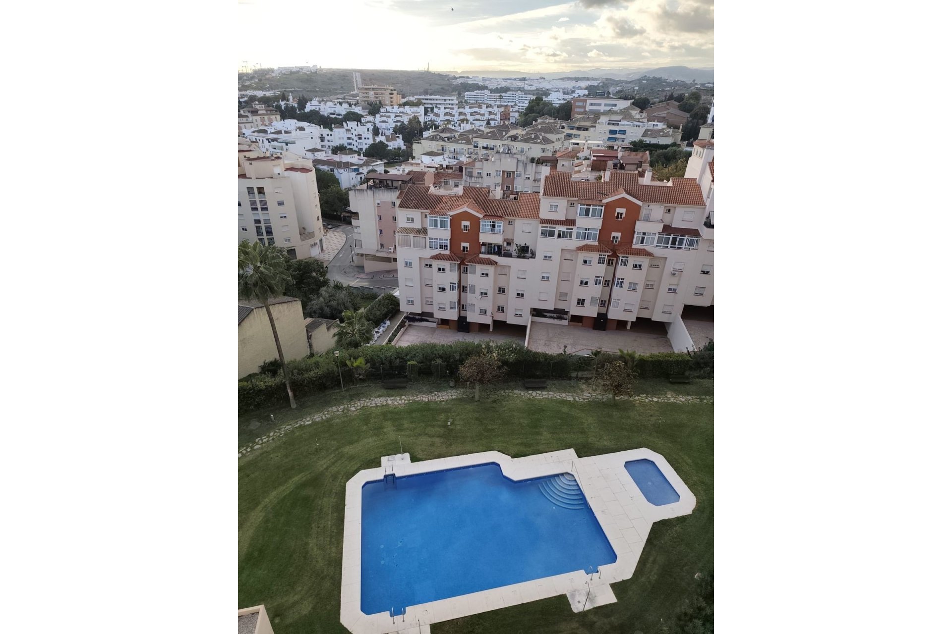 Rynek wtórny - apartment - Estepona - Estepona Centro