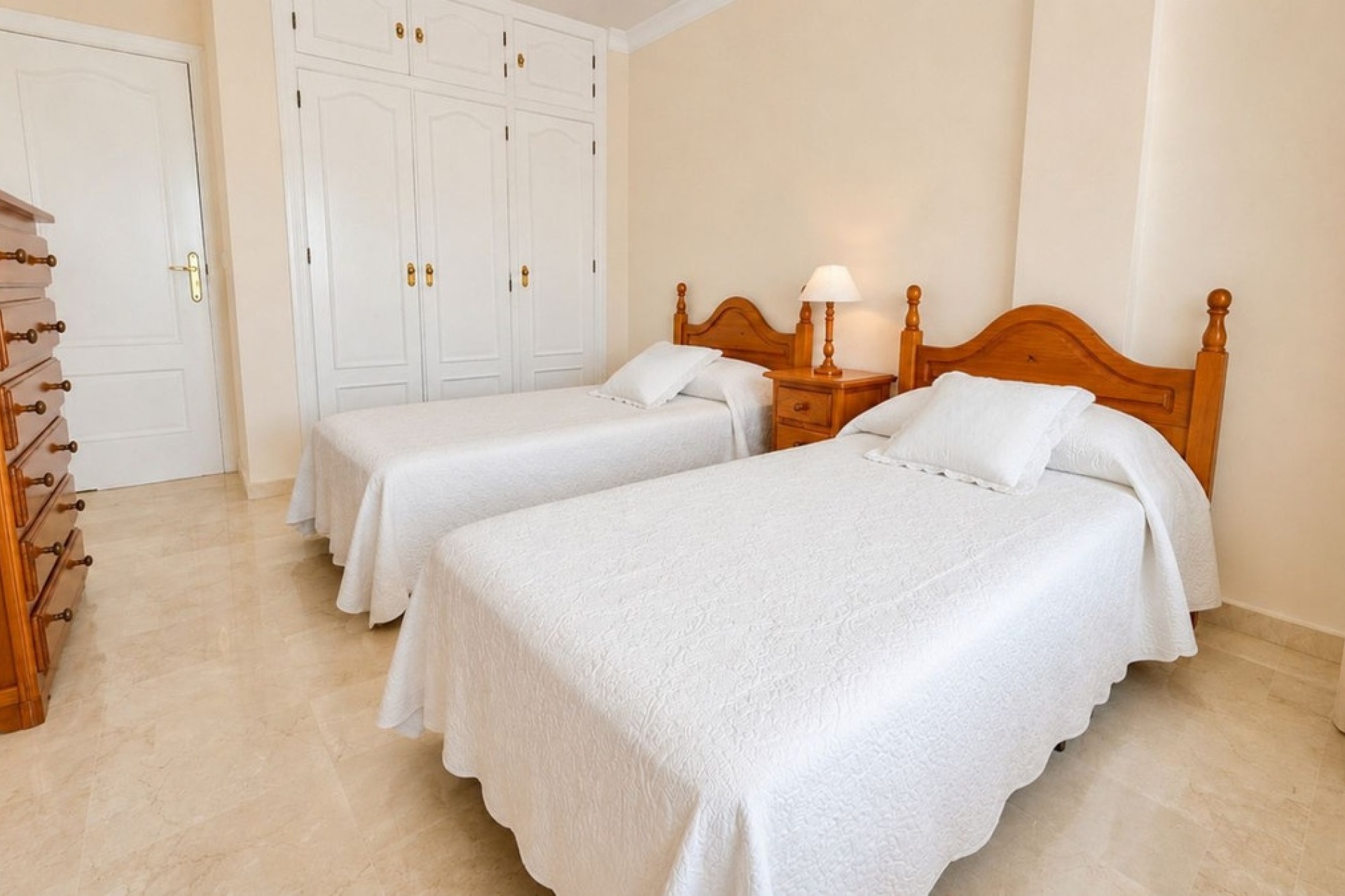 Rynek wtórny - apartment - Estepona - Estepona Centro