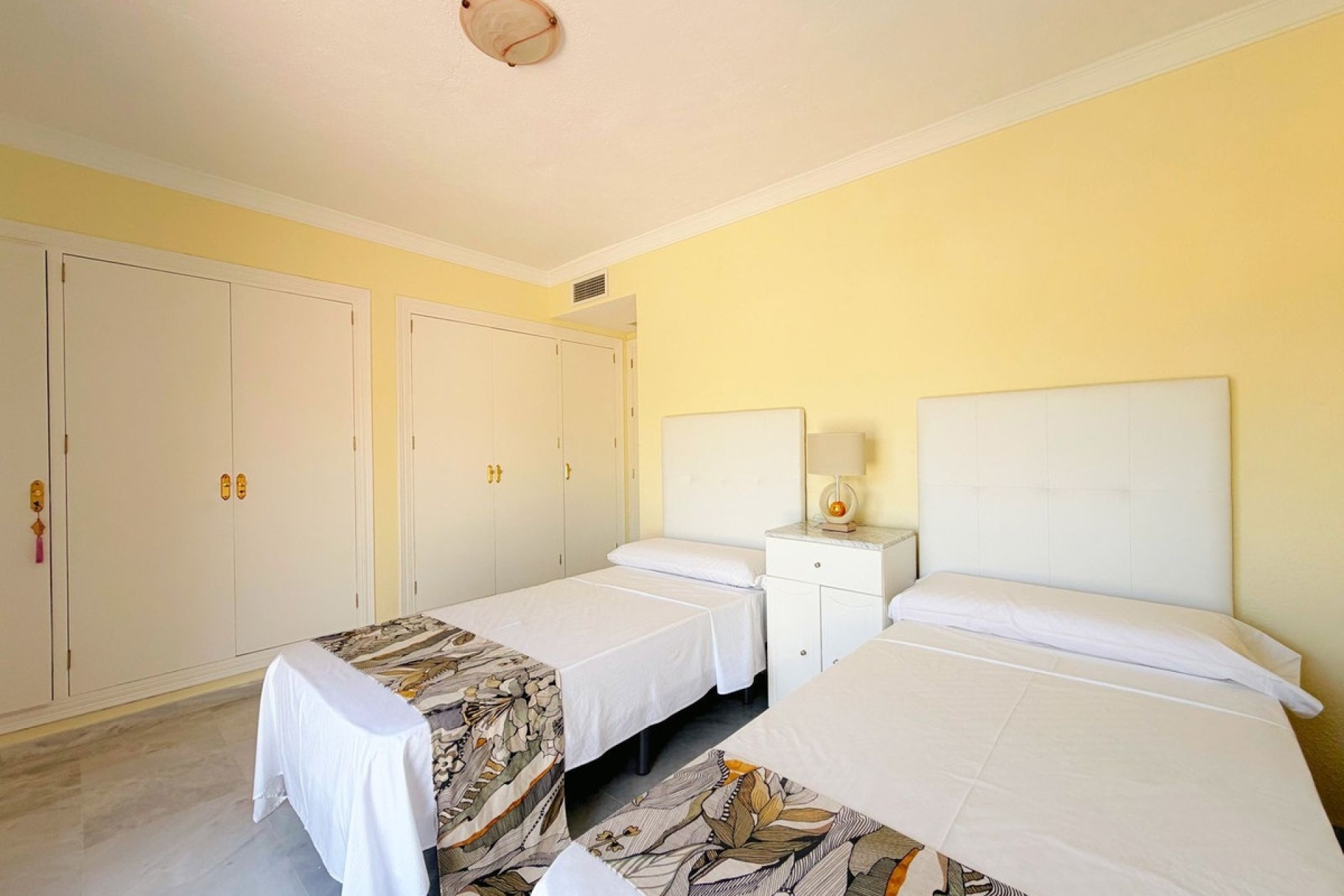 Rynek wtórny - apartment - Estepona - Estepona Centro