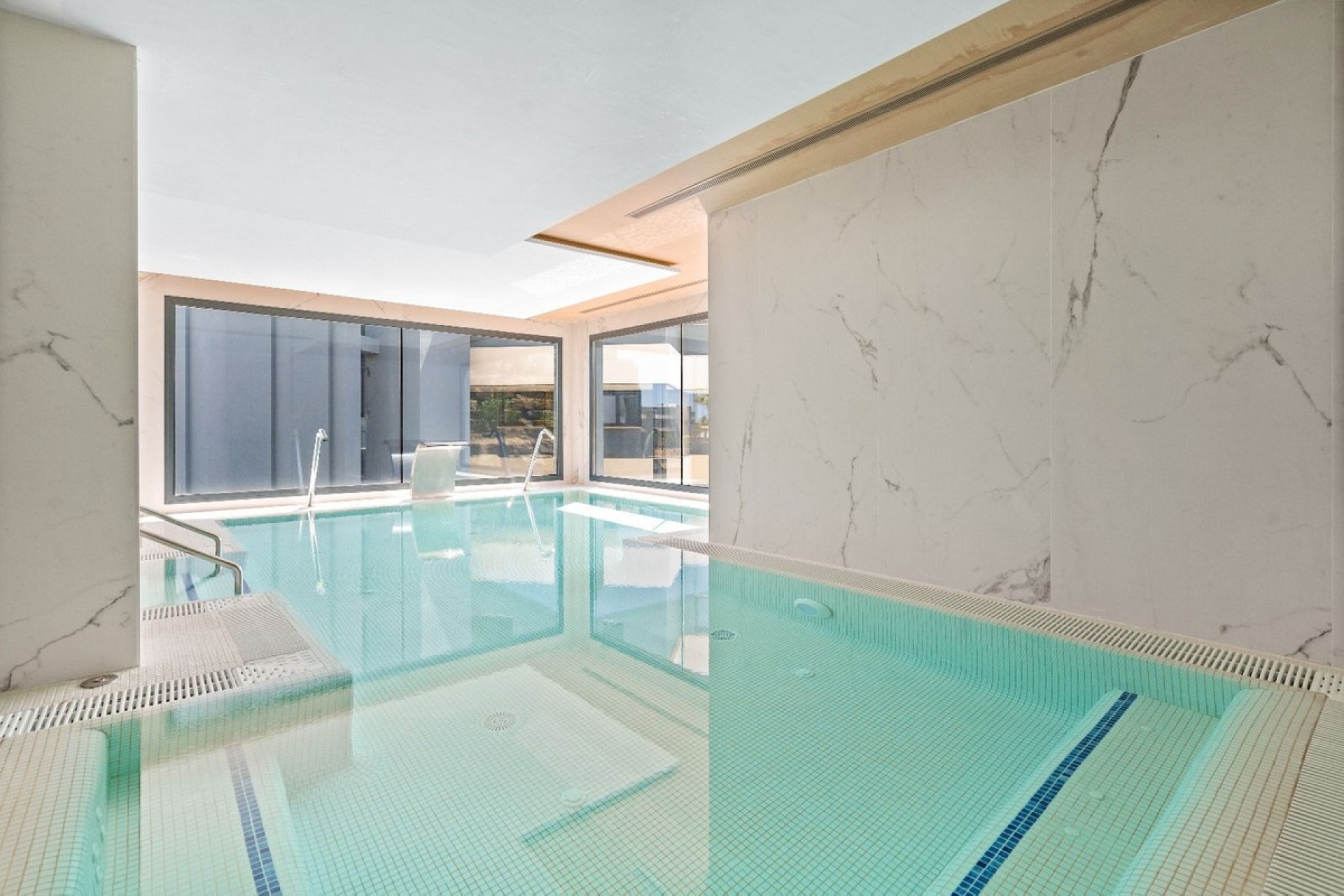 Rynek wtórny - apartment - Estepona - Estepona Centro