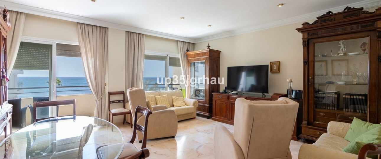 Rynek wtórny - apartment - Estepona - Estepona Centro