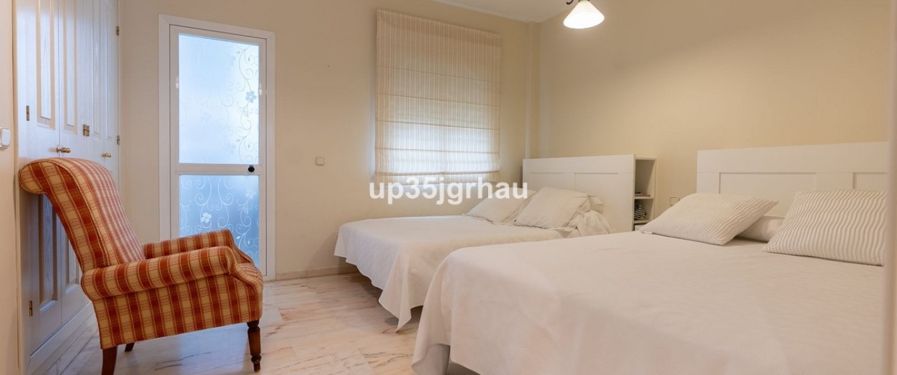 Rynek wtórny - apartment - Estepona - Estepona Centro