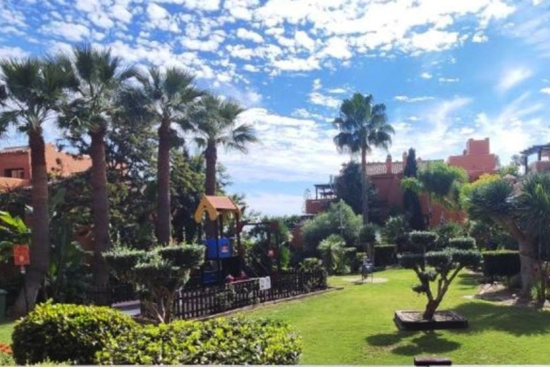 Rynek wtórny - apartment - Estepona - Estepona Centro