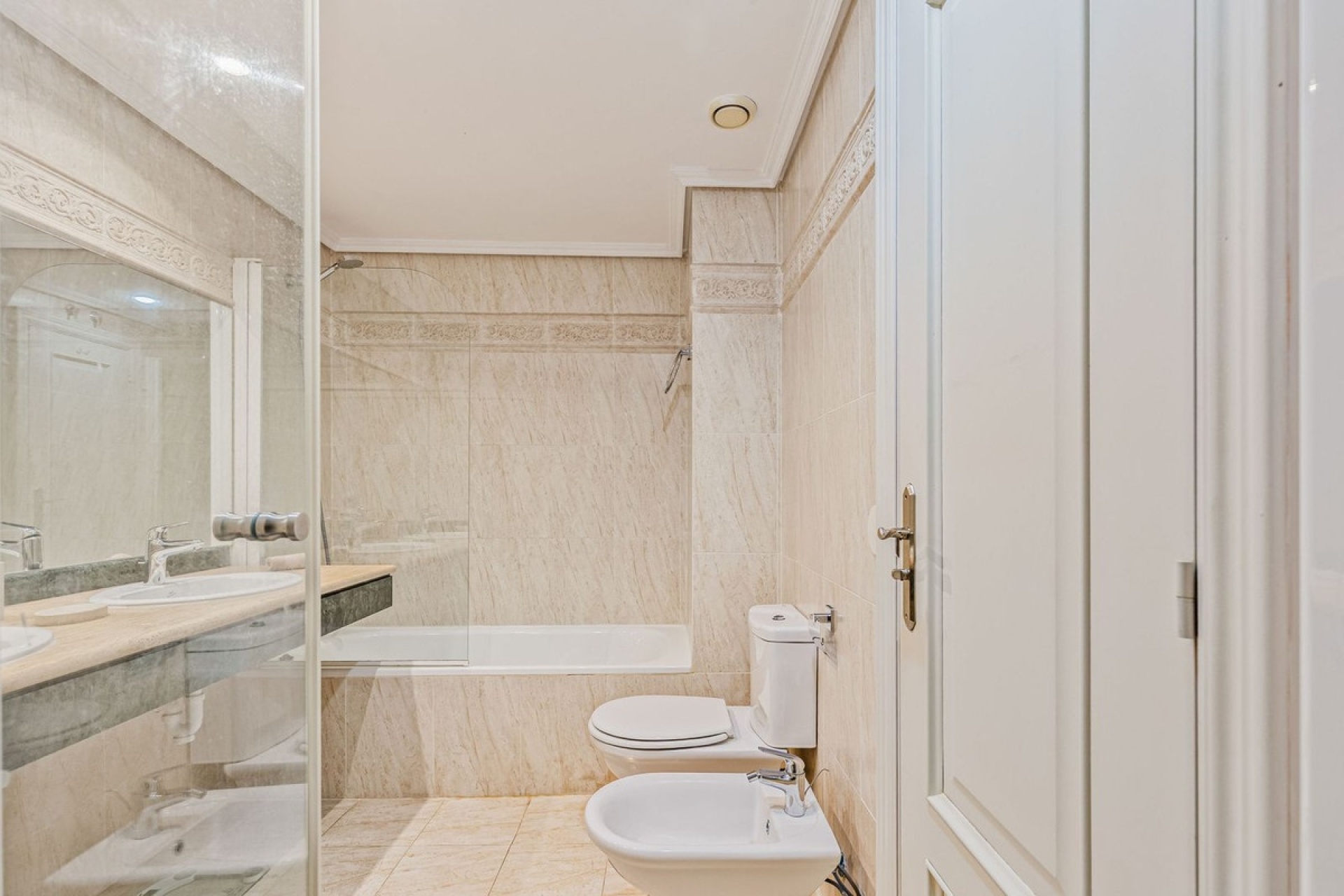 Rynek wtórny - apartment - Estepona - Estepona Centro
