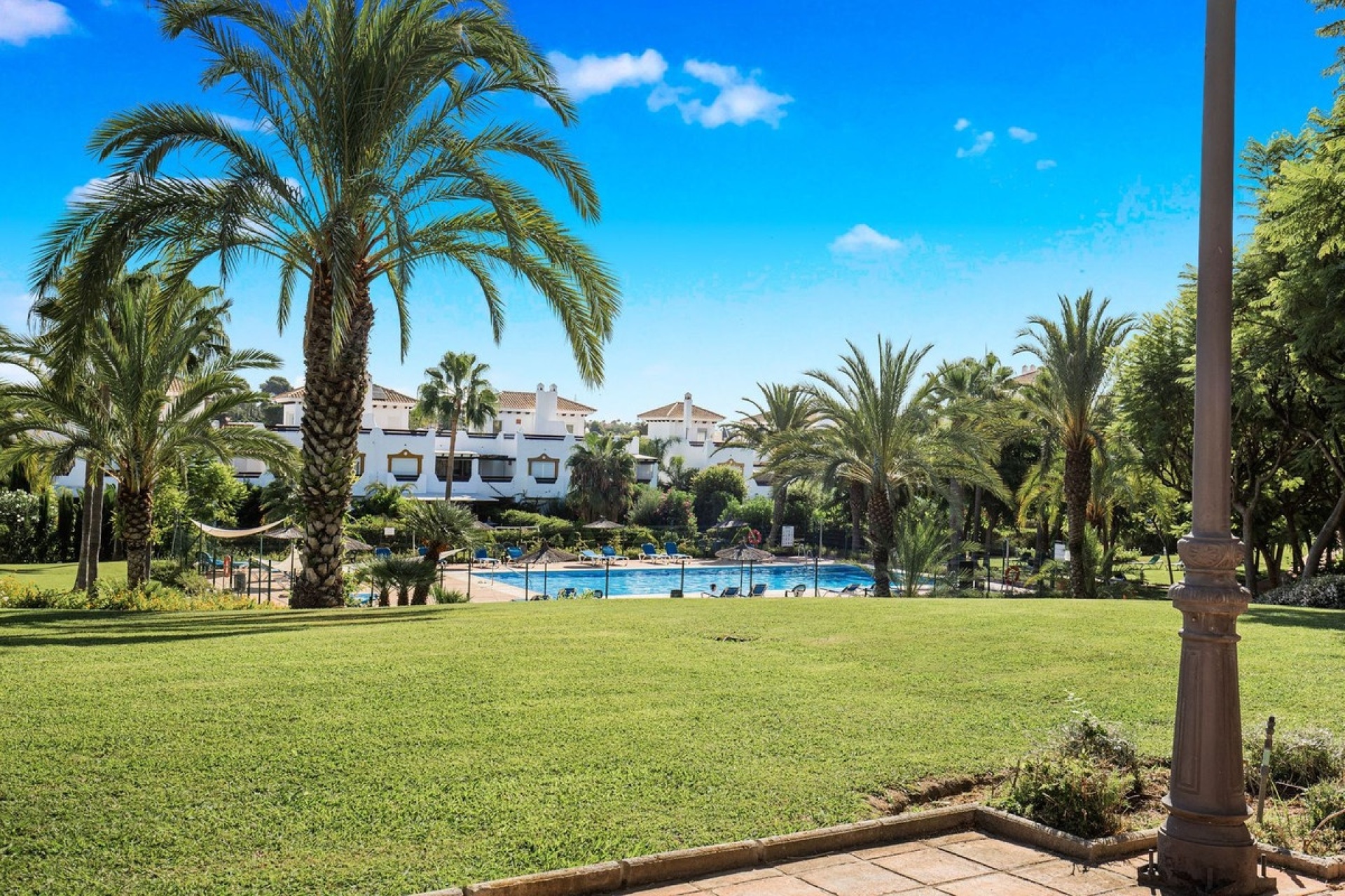 Rynek wtórny - apartment - Estepona - Estepona Centro
