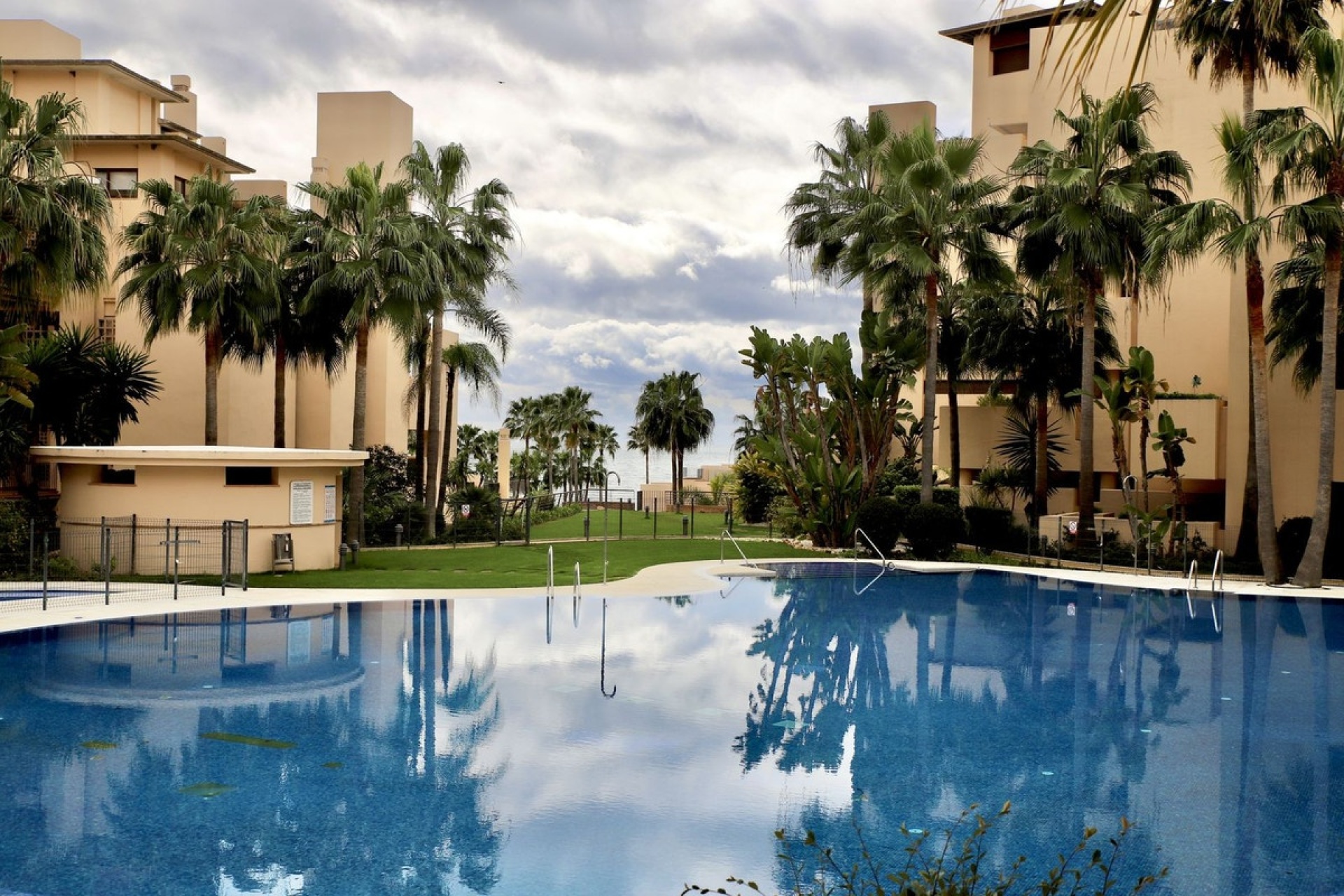 Rynek wtórny - apartment - Estepona - Estepona Centro