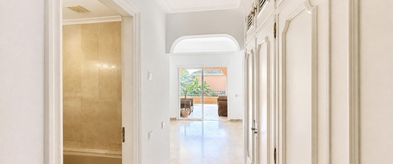 Rynek wtórny - apartment - Estepona - Estepona Centro