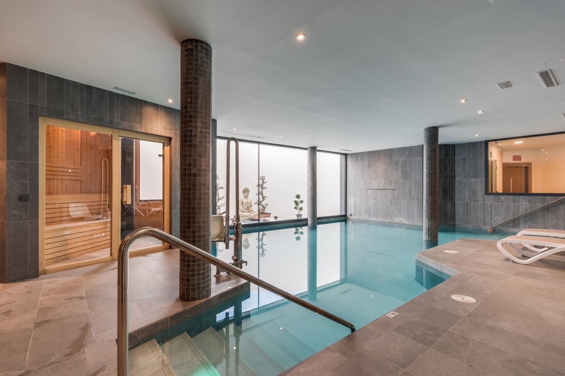 Rynek wtórny - apartment - Estepona - Estepona Centro