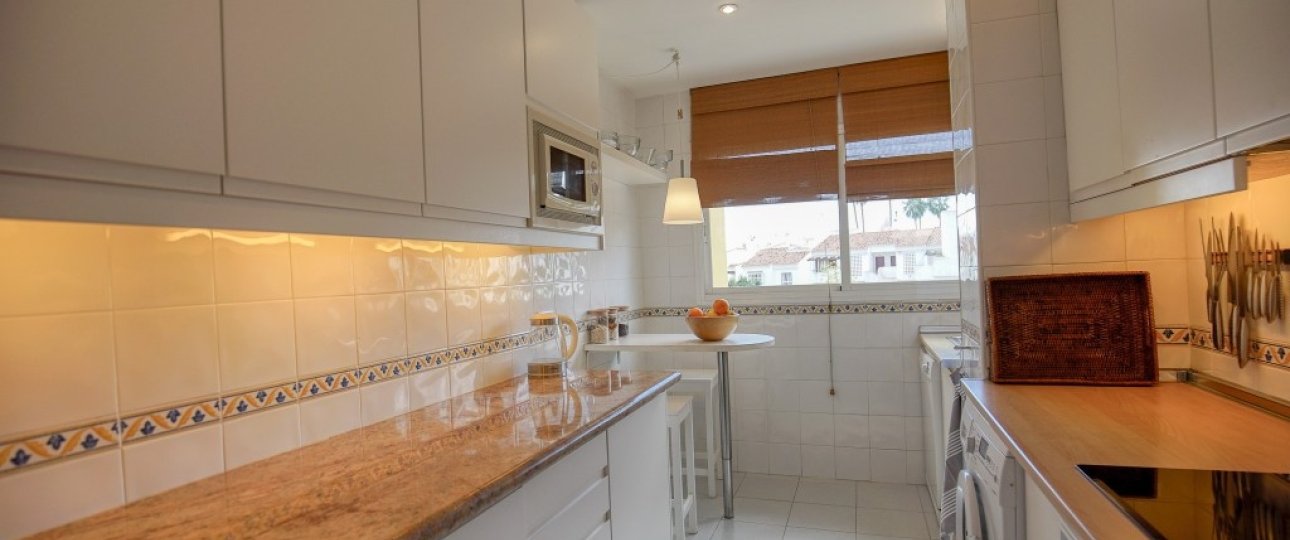 Rynek wtórny - apartment - Estepona - Estepona Centro