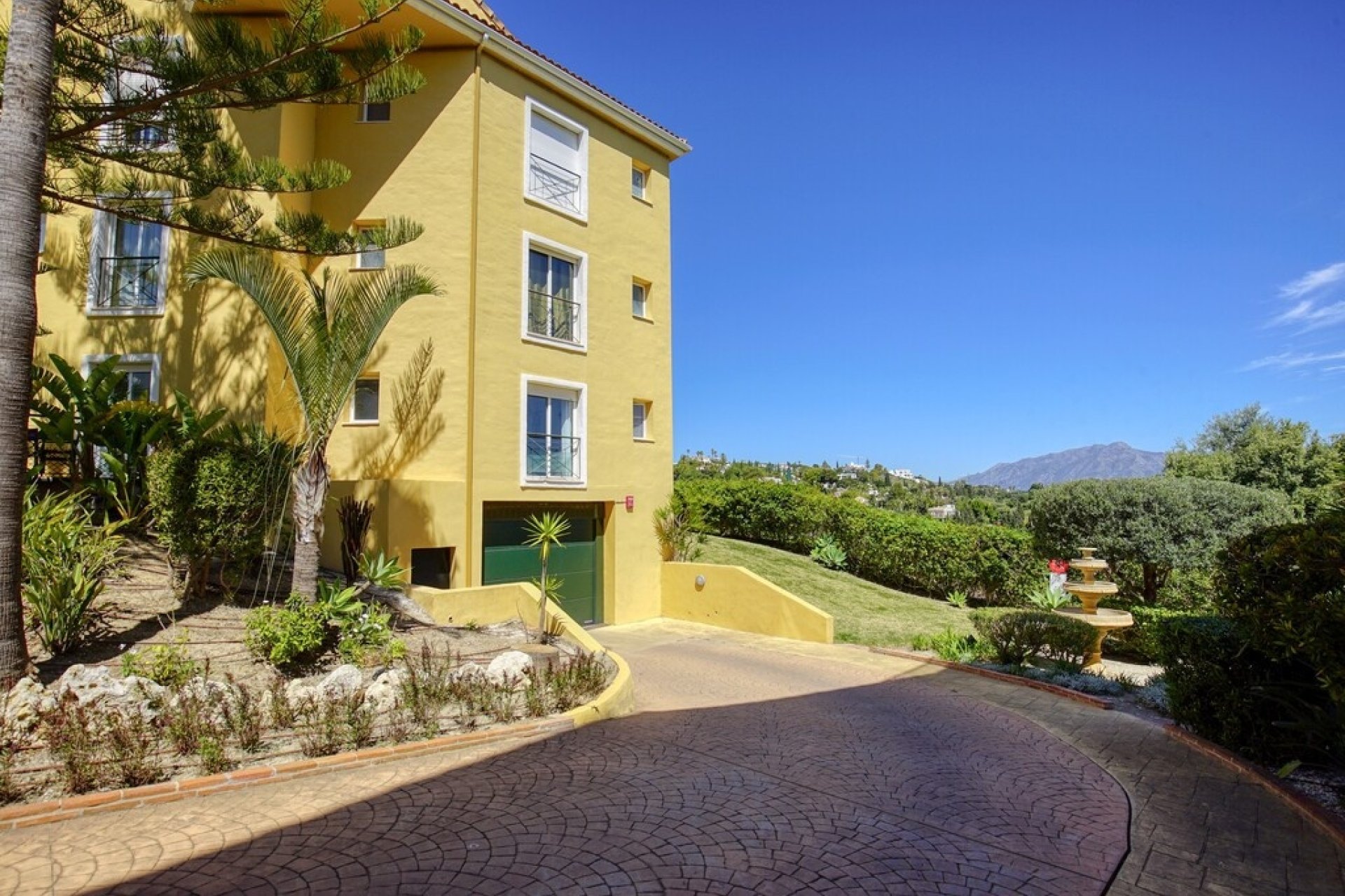 Rynek wtórny - apartment - Estepona - Estepona Centro