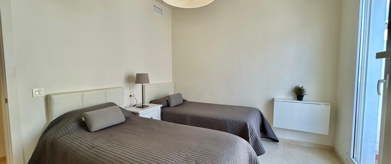 Rynek wtórny - apartment - Estepona - Estepona Centro