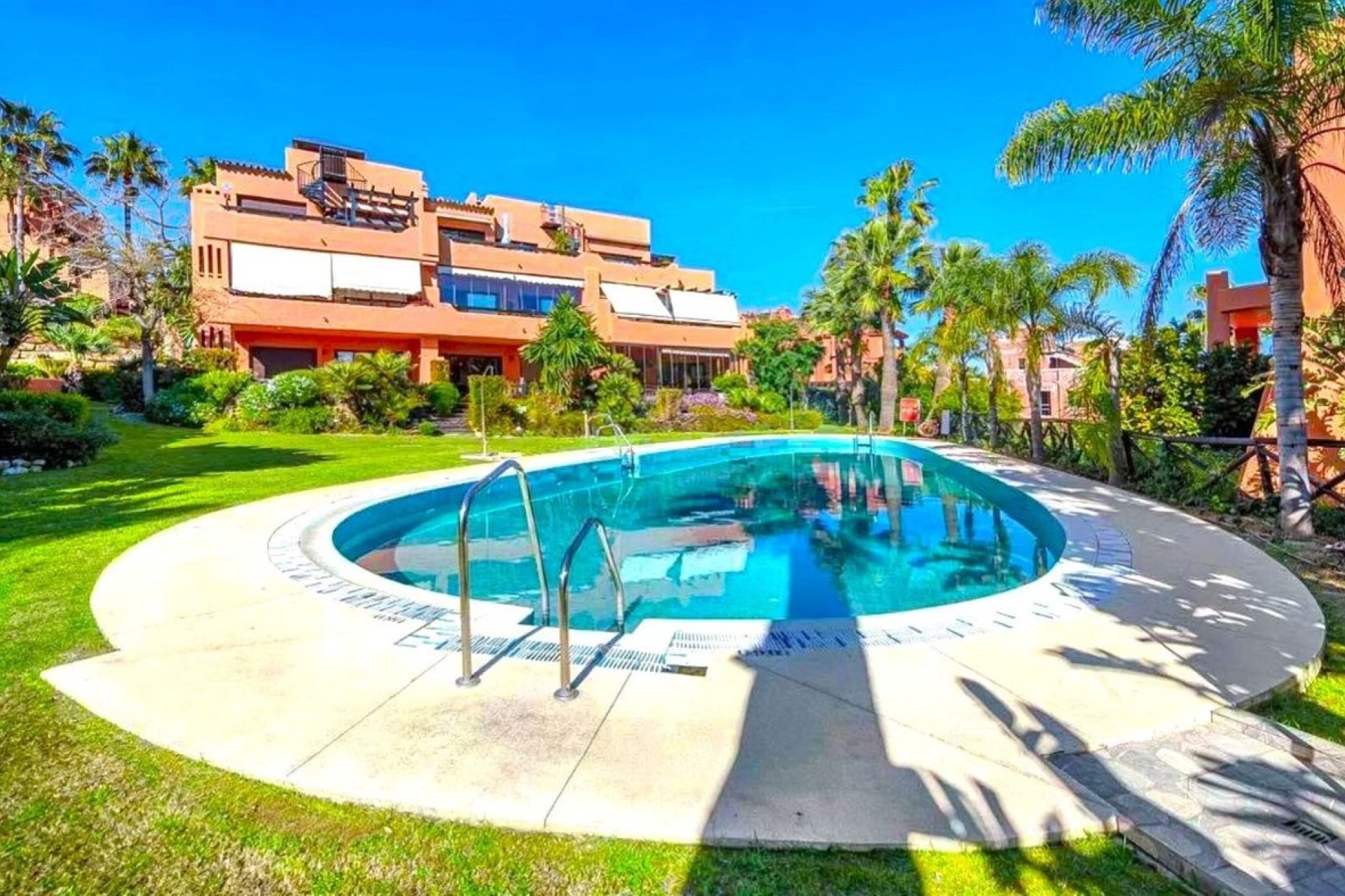 Rynek wtórny - apartment - Estepona - Estepona Centro
